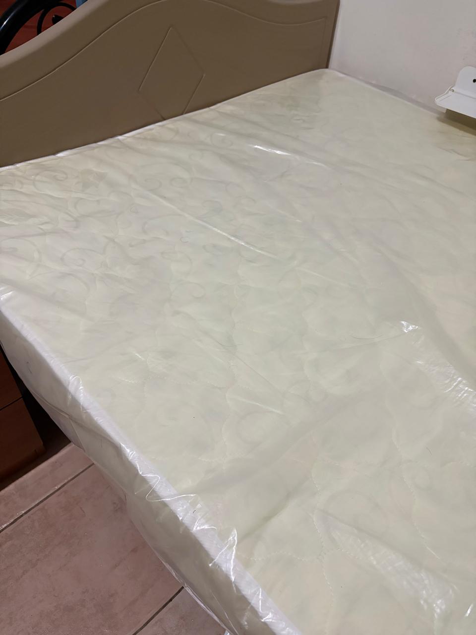 Double Bed with matress - Image 3