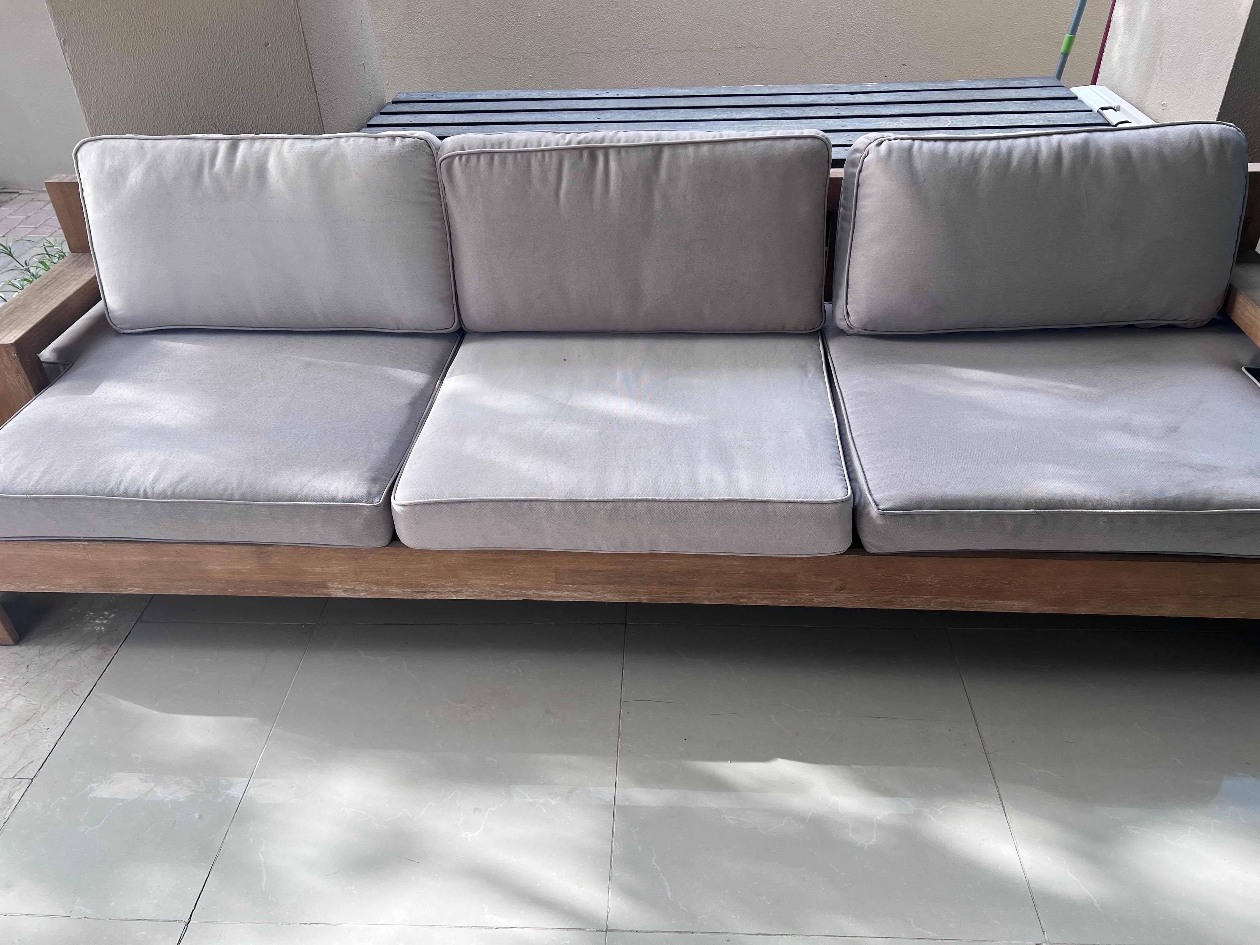 Pair of 3 seater outdoor chairs - Image 2