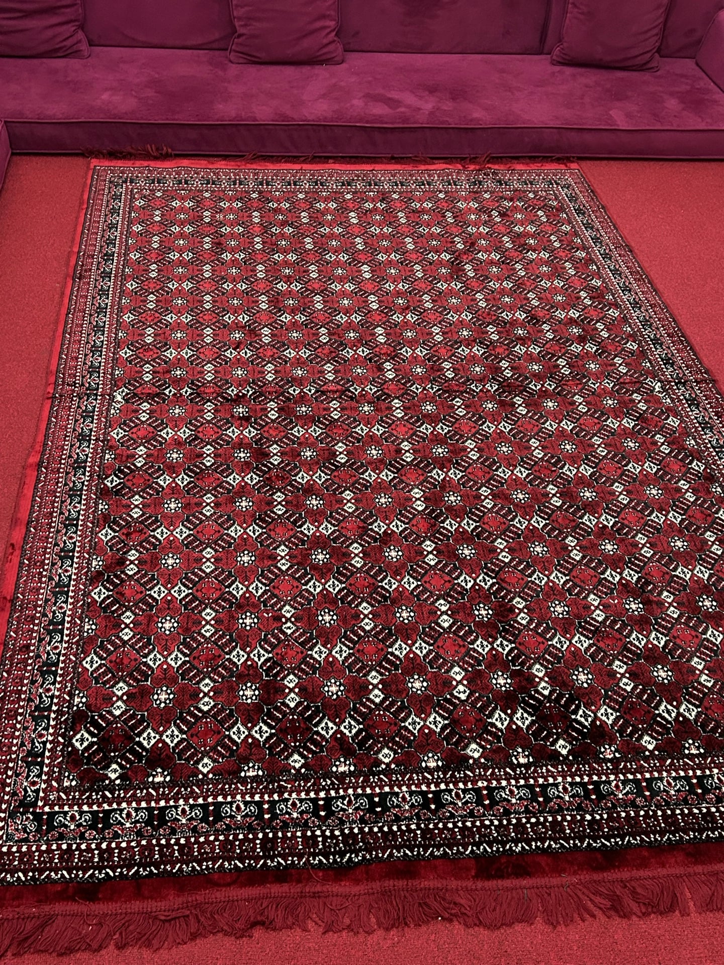 Curtains, carpet, and sofa - Image 2