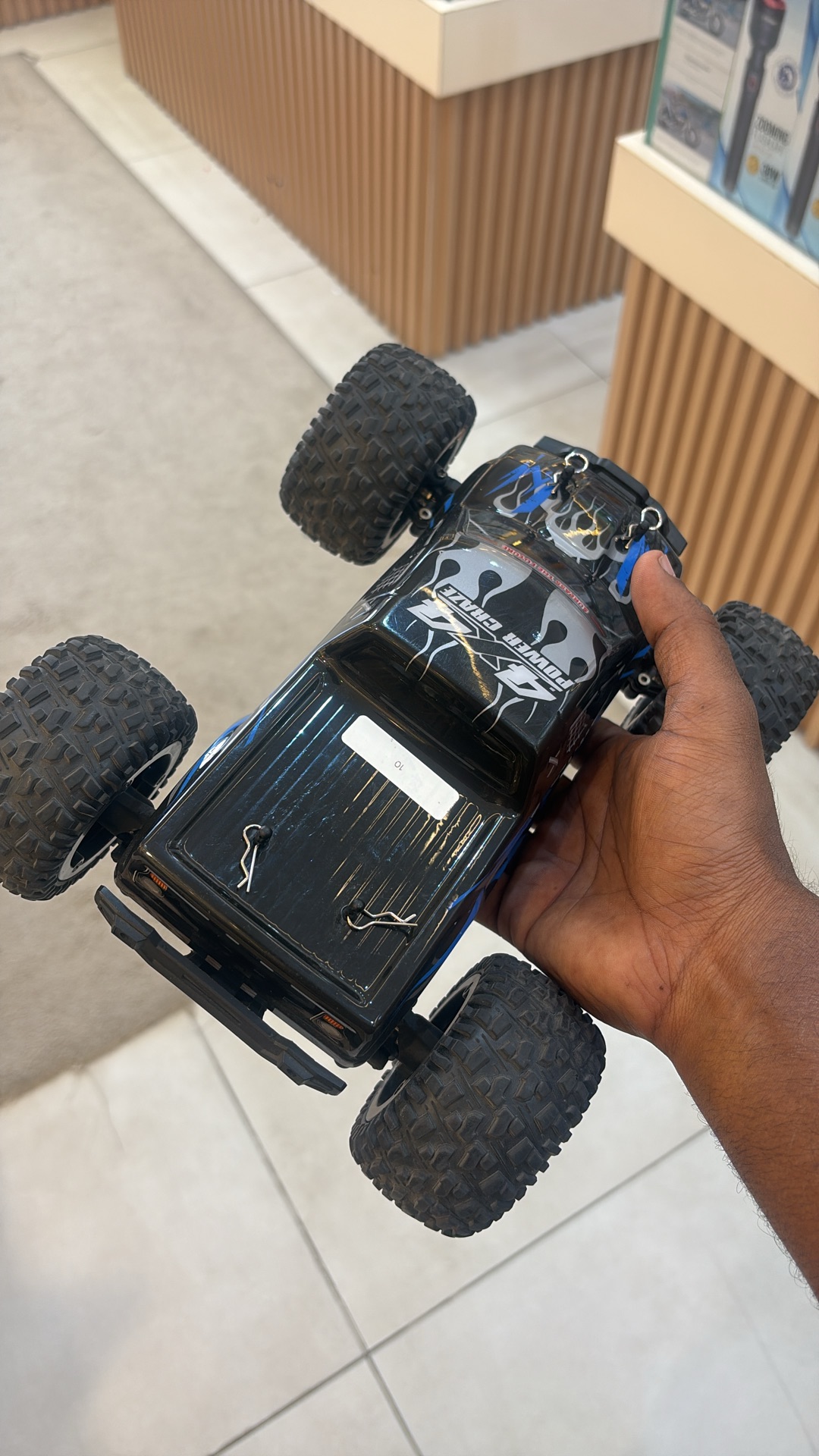 Rc cars available crwlers and speed cats - Image 3
