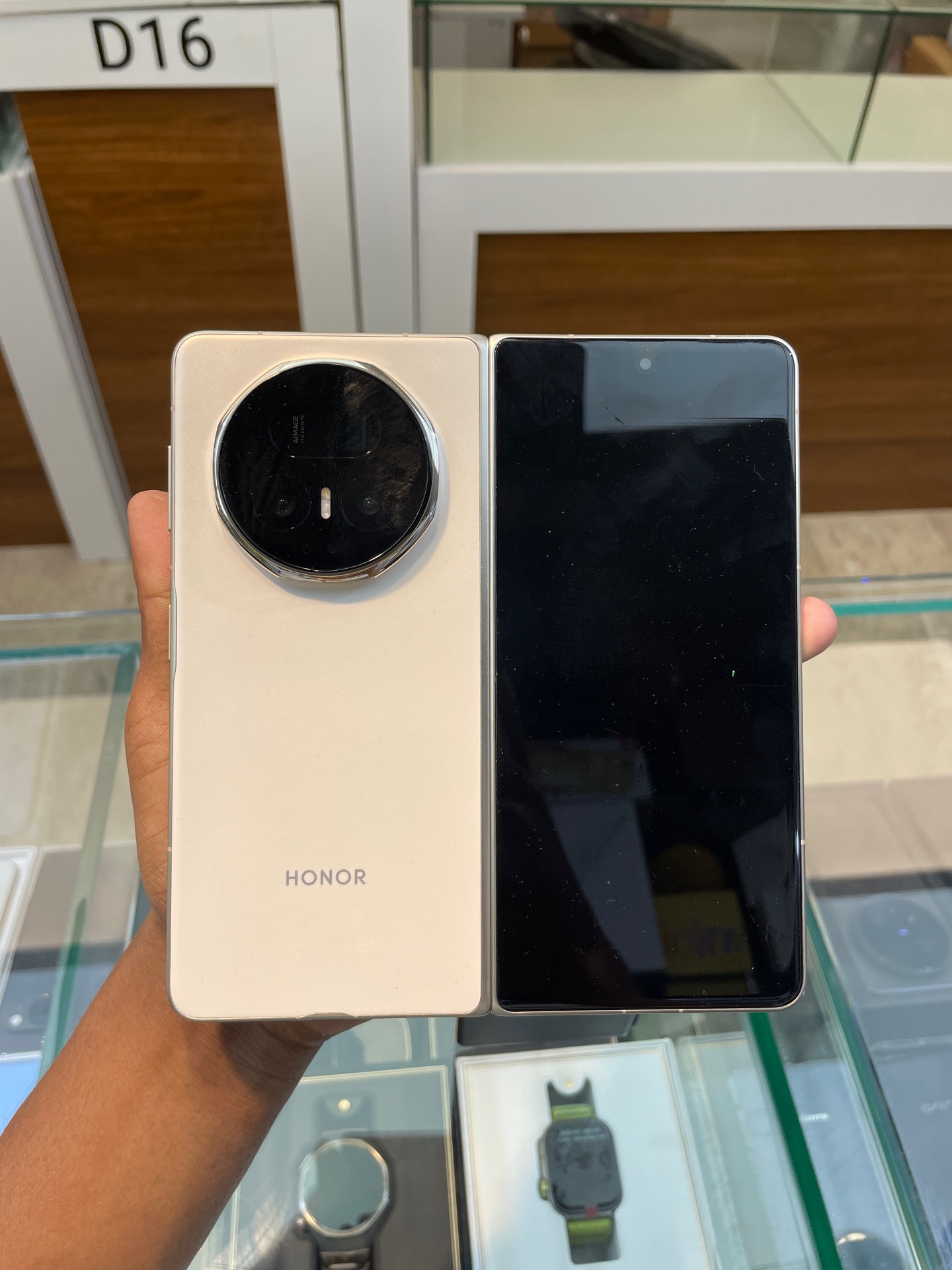 HONOR Magic V5 - Image 2