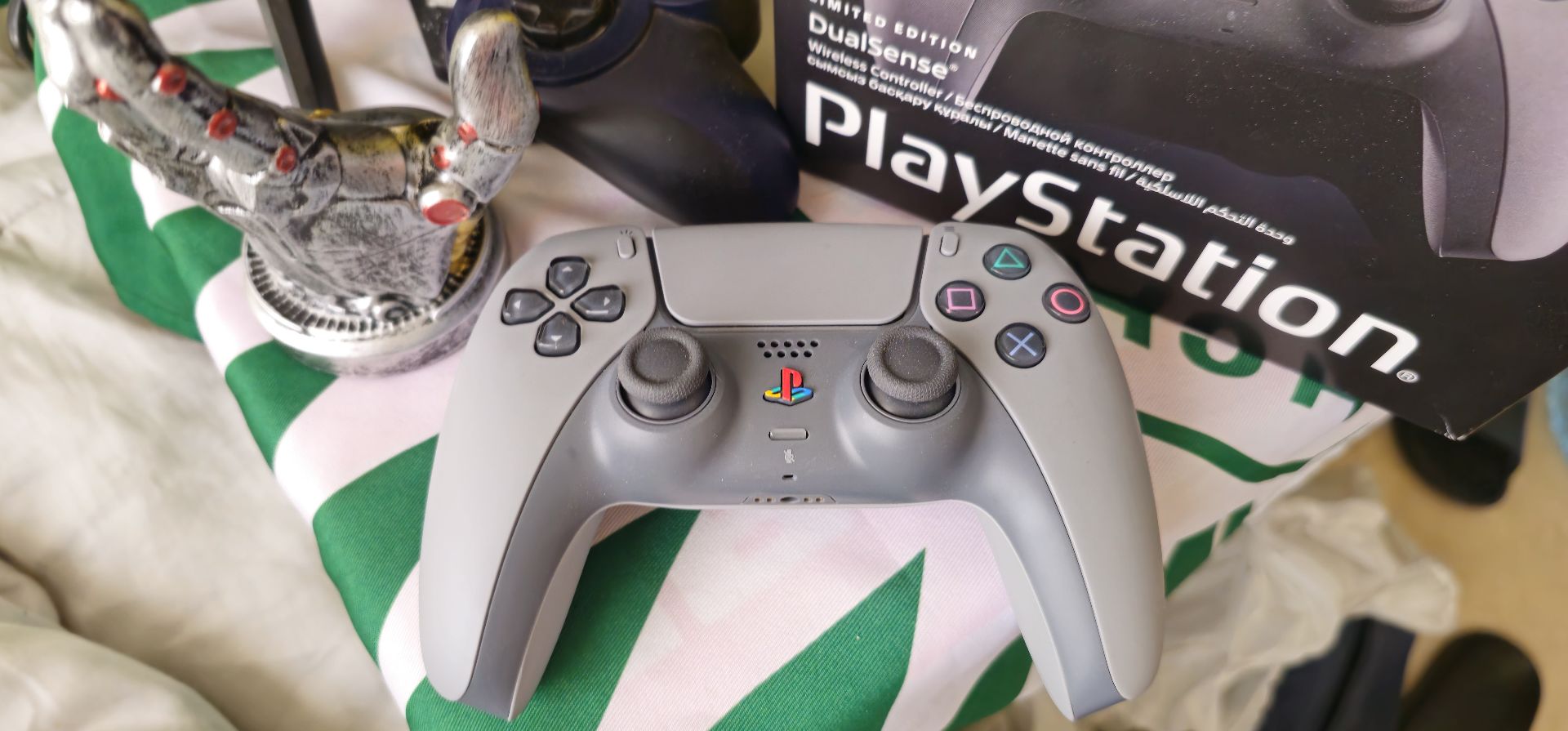 Ps5 Wireless Controller  - Image 3