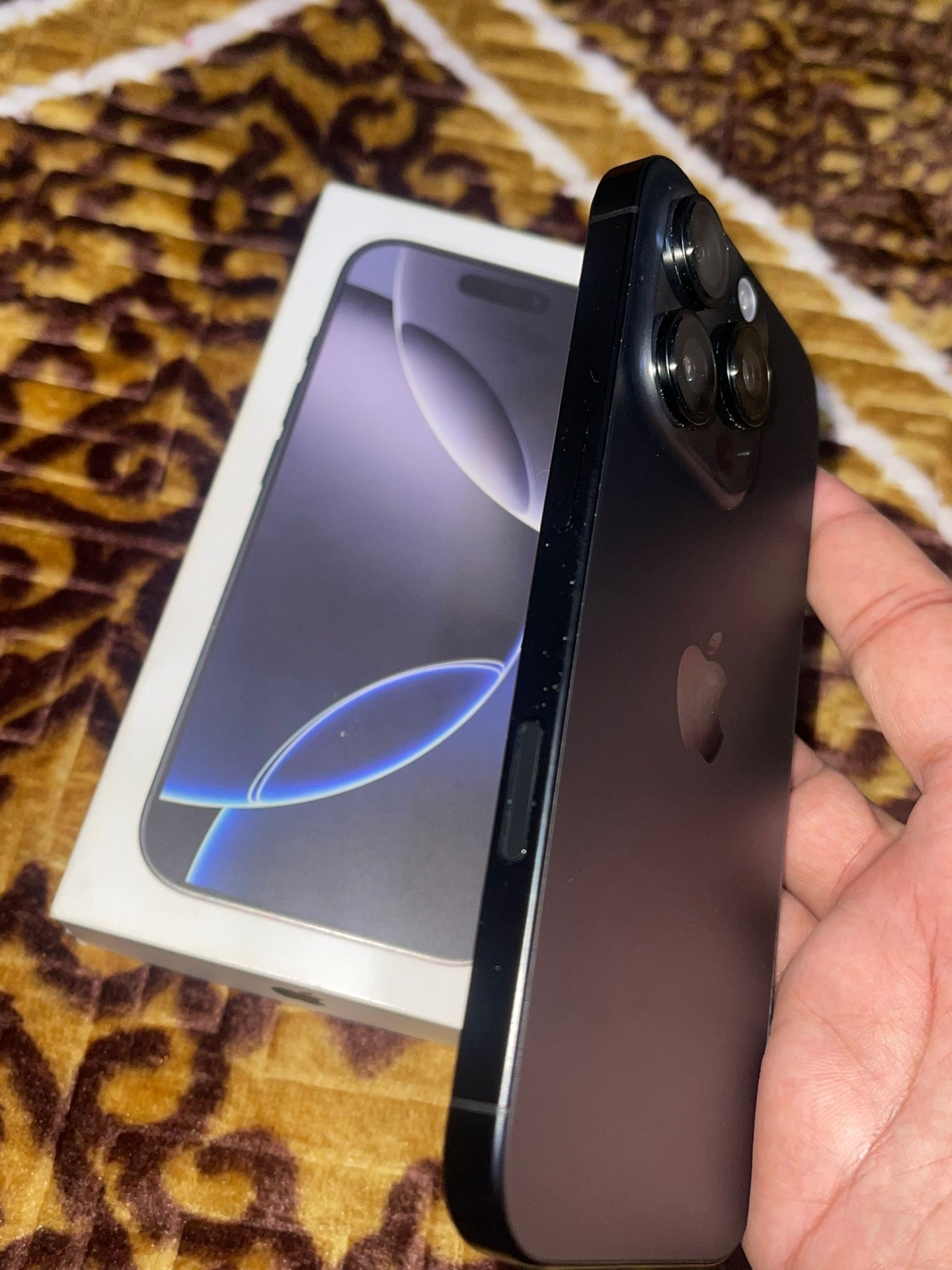 iPhone 16 pro 128gb LLA model dual eSIM  box available battery health 94% - Image 3