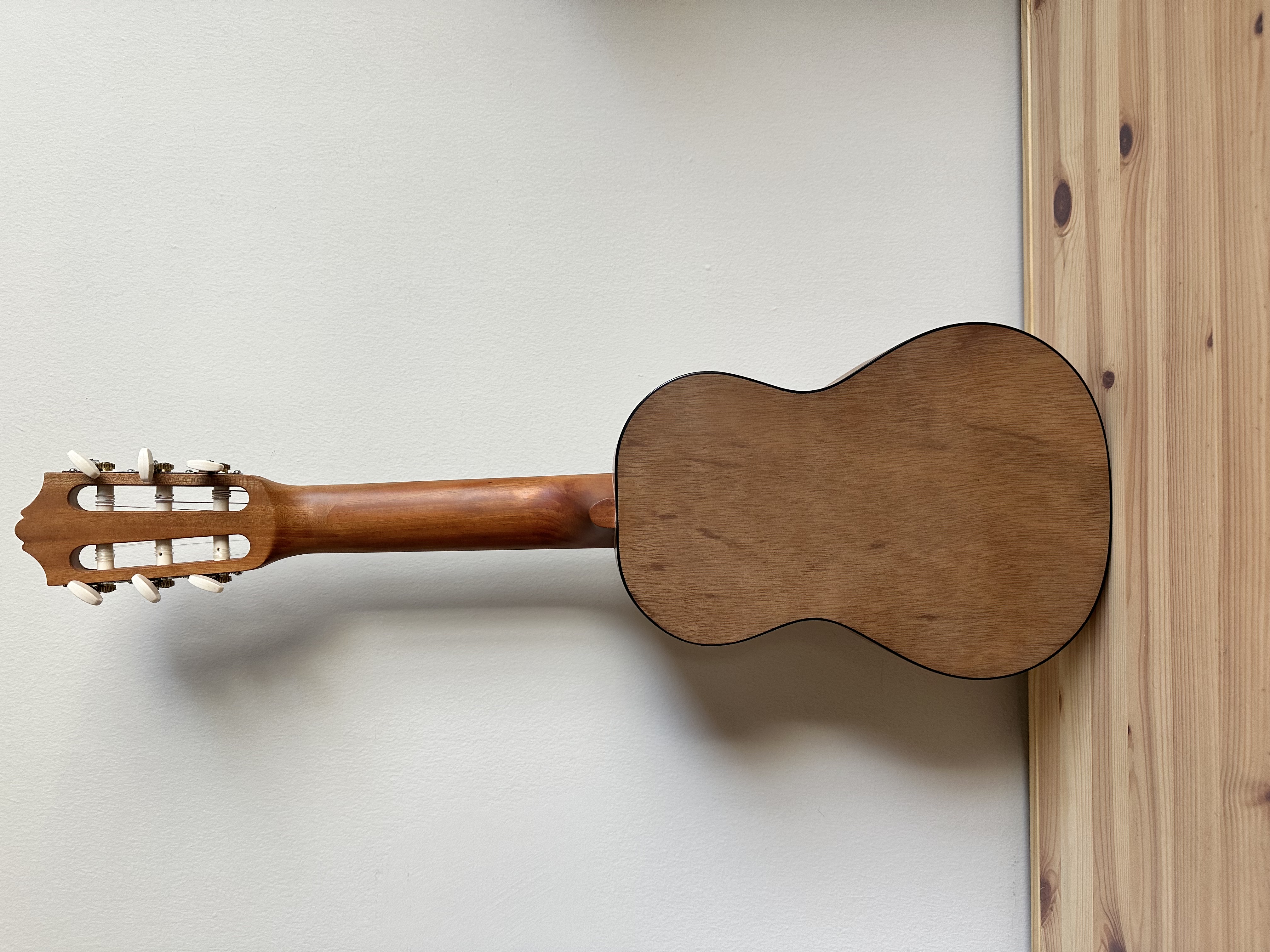 Yamaha GL1 Guitalele – Like New! - Image 3