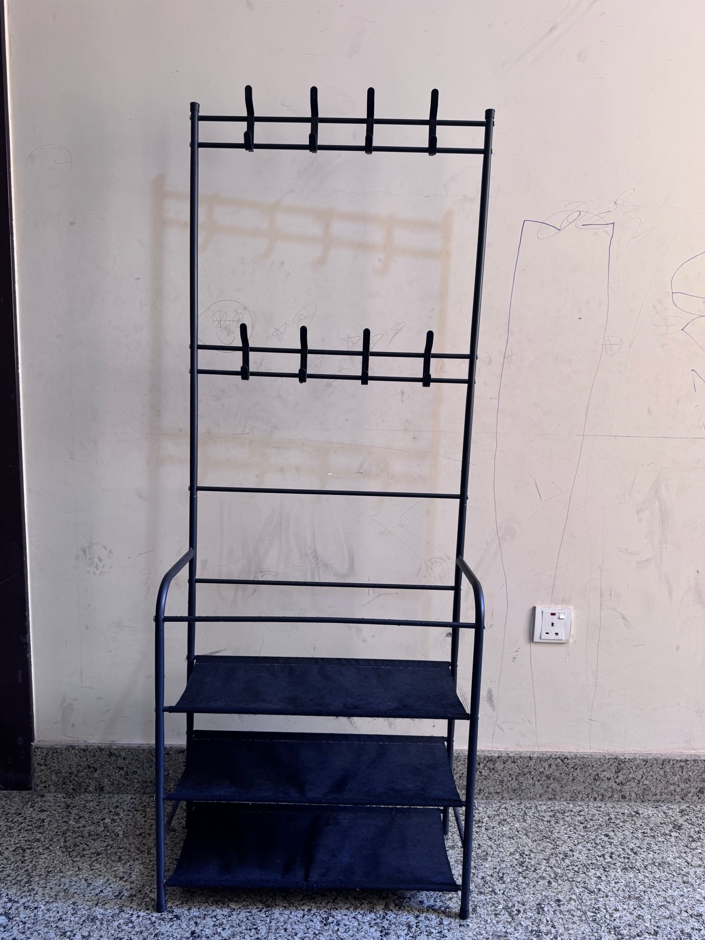 Shoe Rack with hanger  - Image 2
