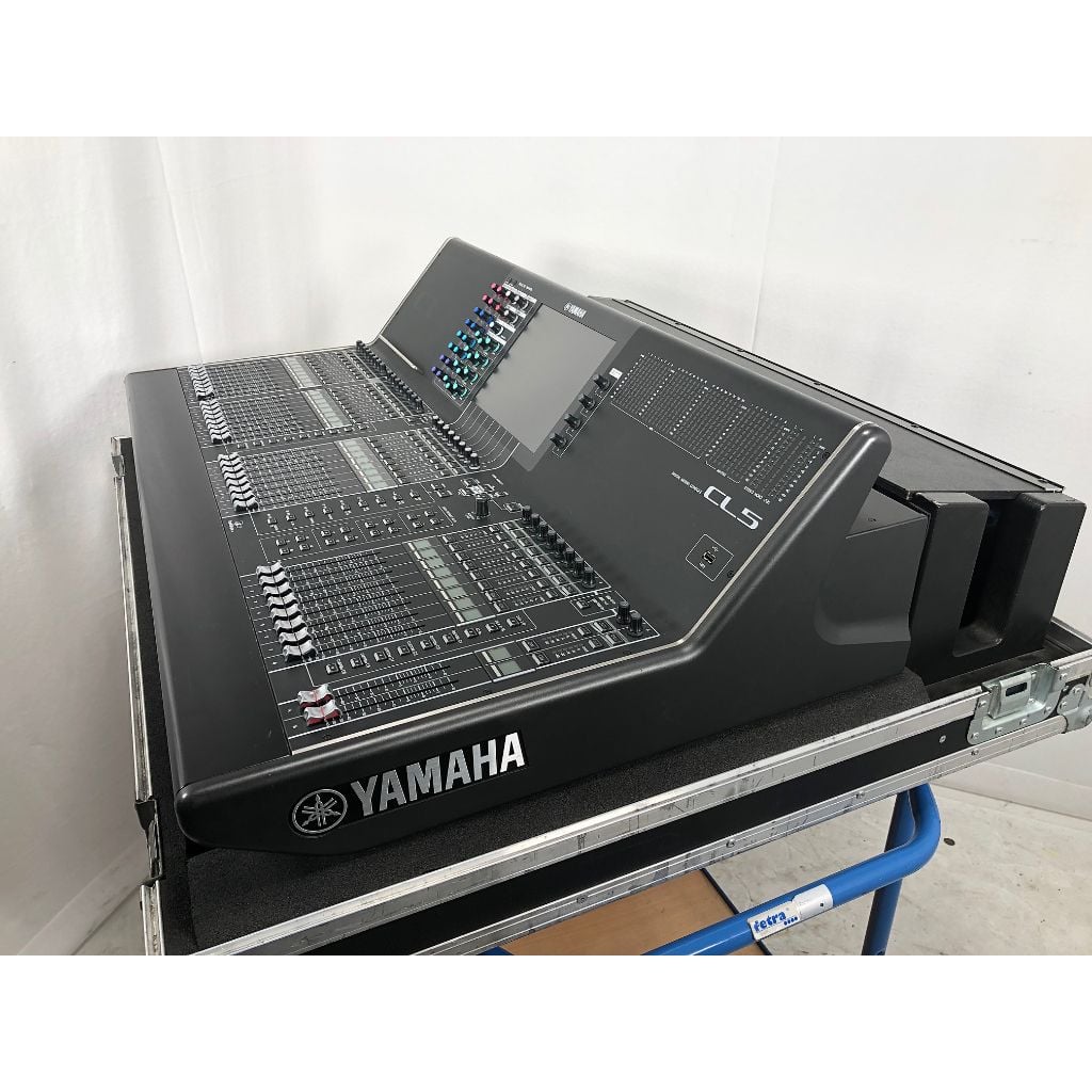Yamaha CL5 Digital audio Consoles - Image 1