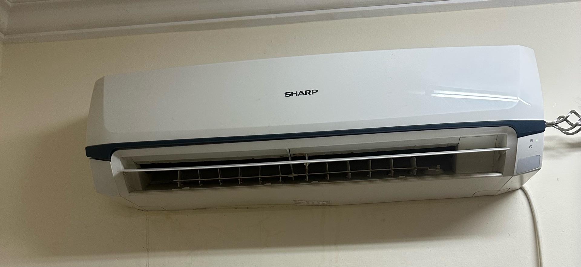 Sharp Split AC 2 tons  - Image 3