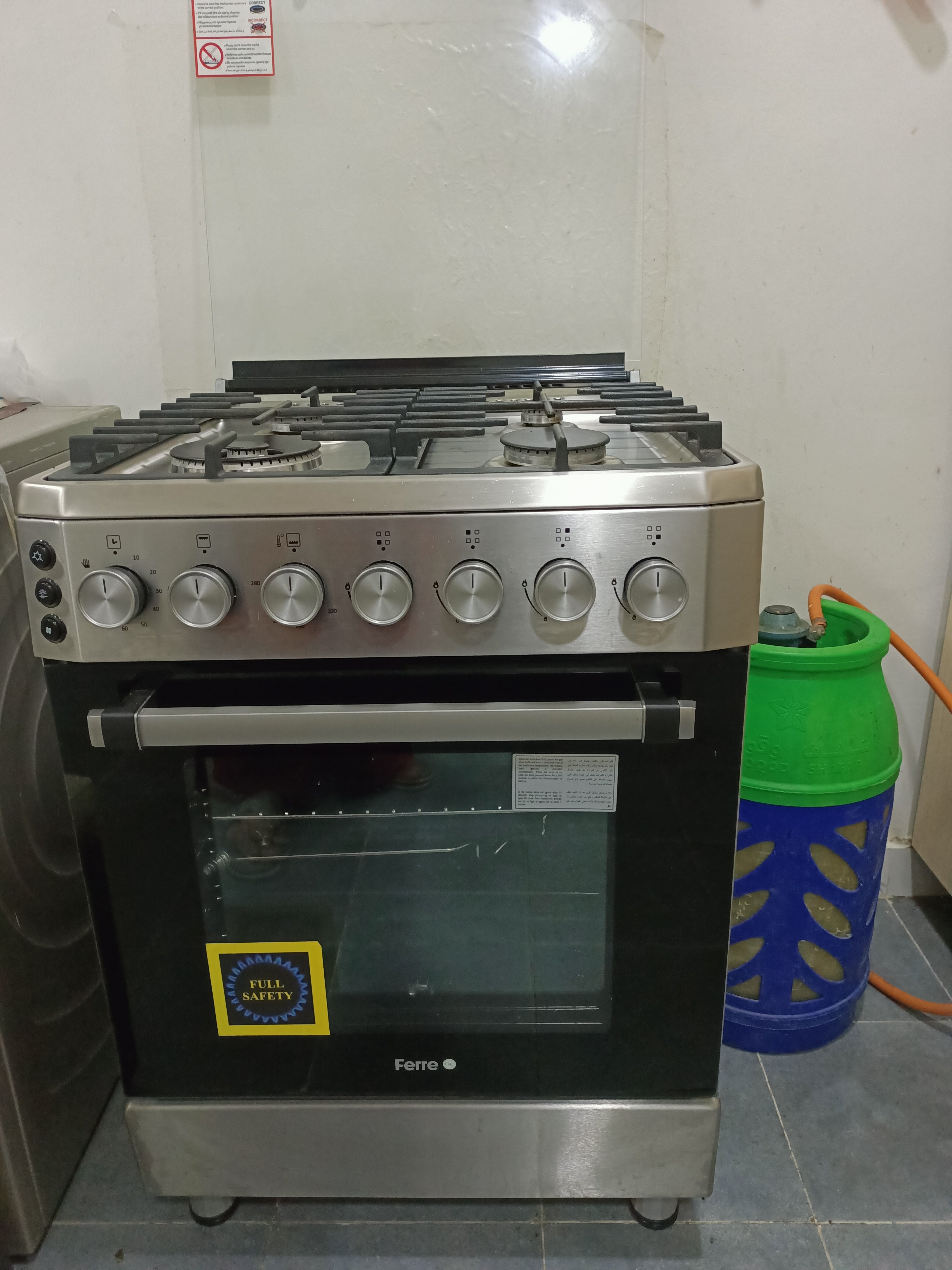 Cooking range only 3 months used  - Image 3