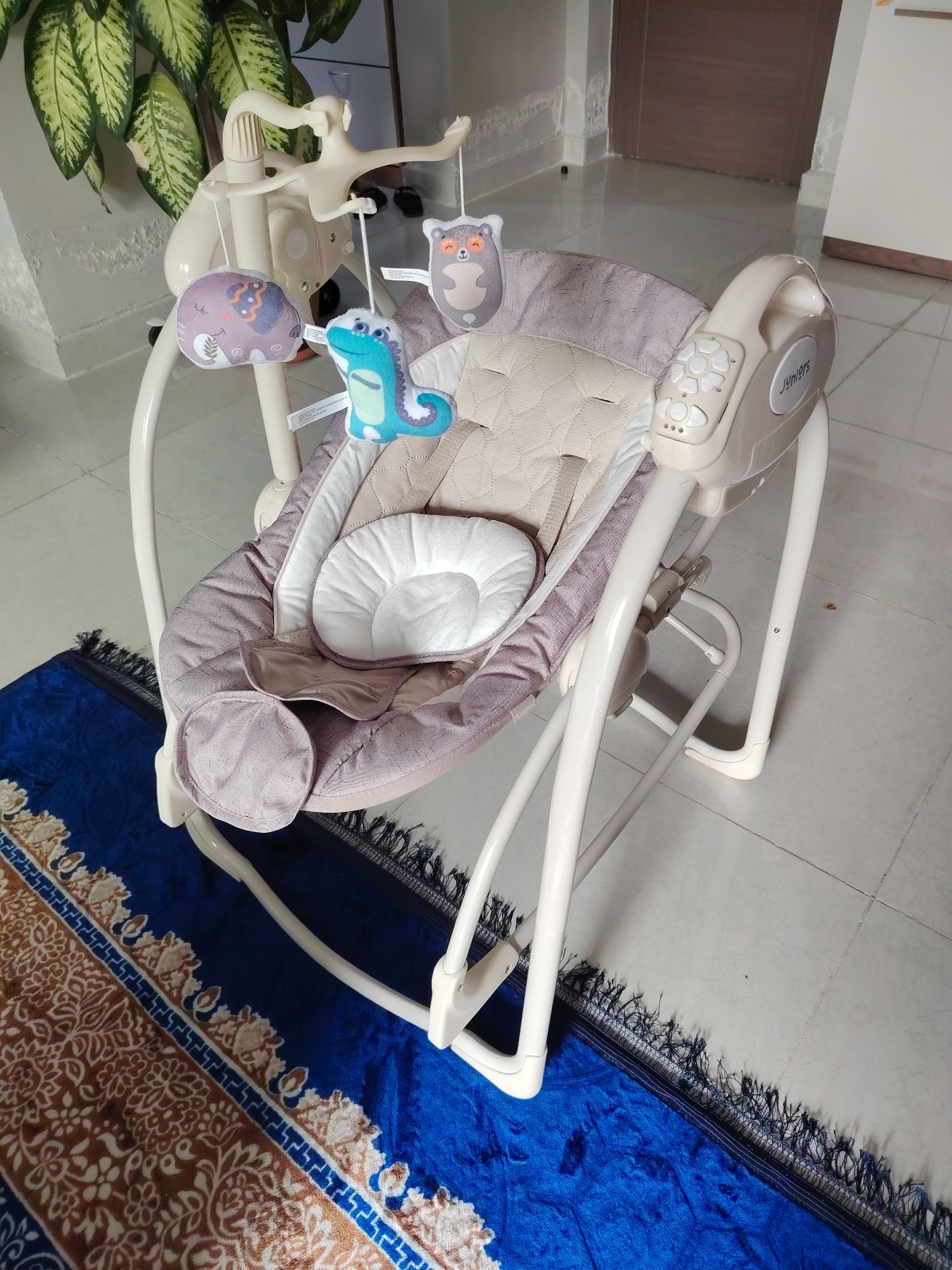 Juniors Baby Swing/Cradle - Image 1