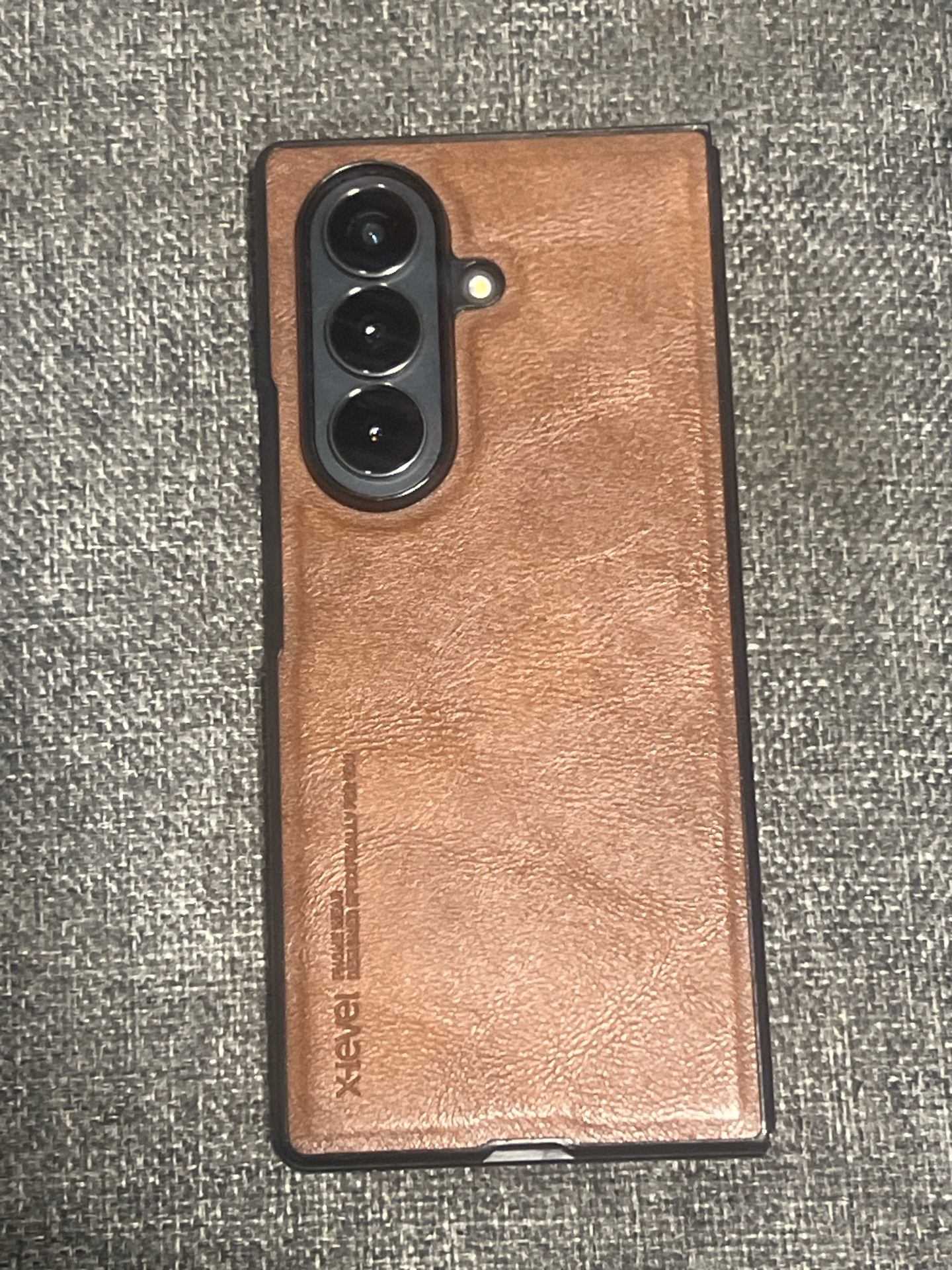 Samsung Fold 7 for sale- Not used and under warranty - Image 3