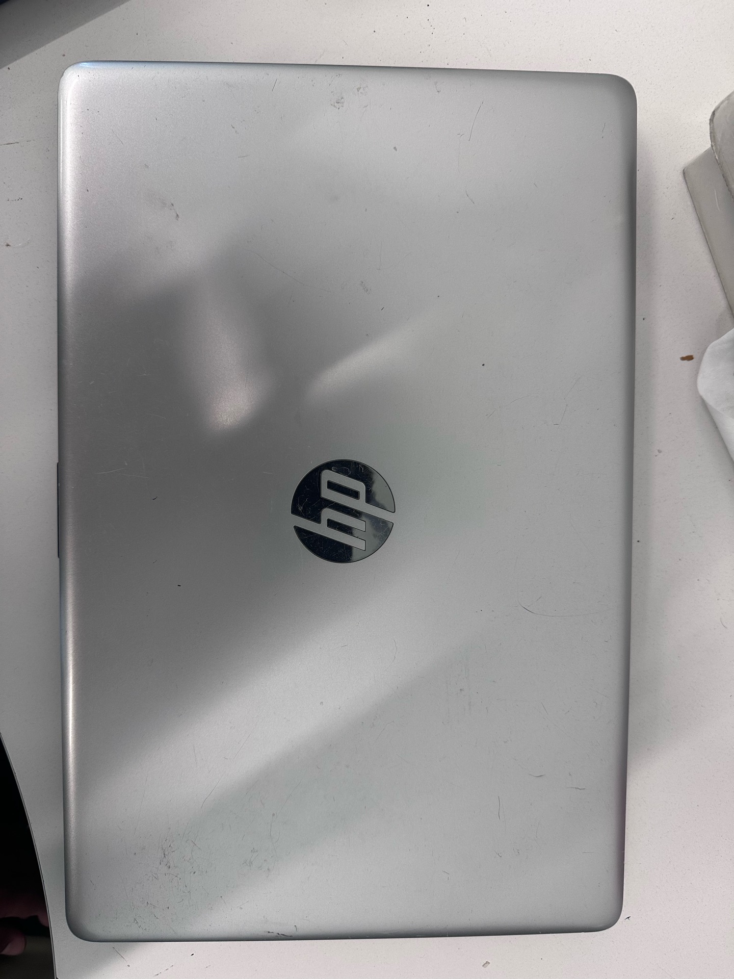 HP Laptop i5 | 8GB RAM | Good Condition (Minor Corner Damage) - Image 2