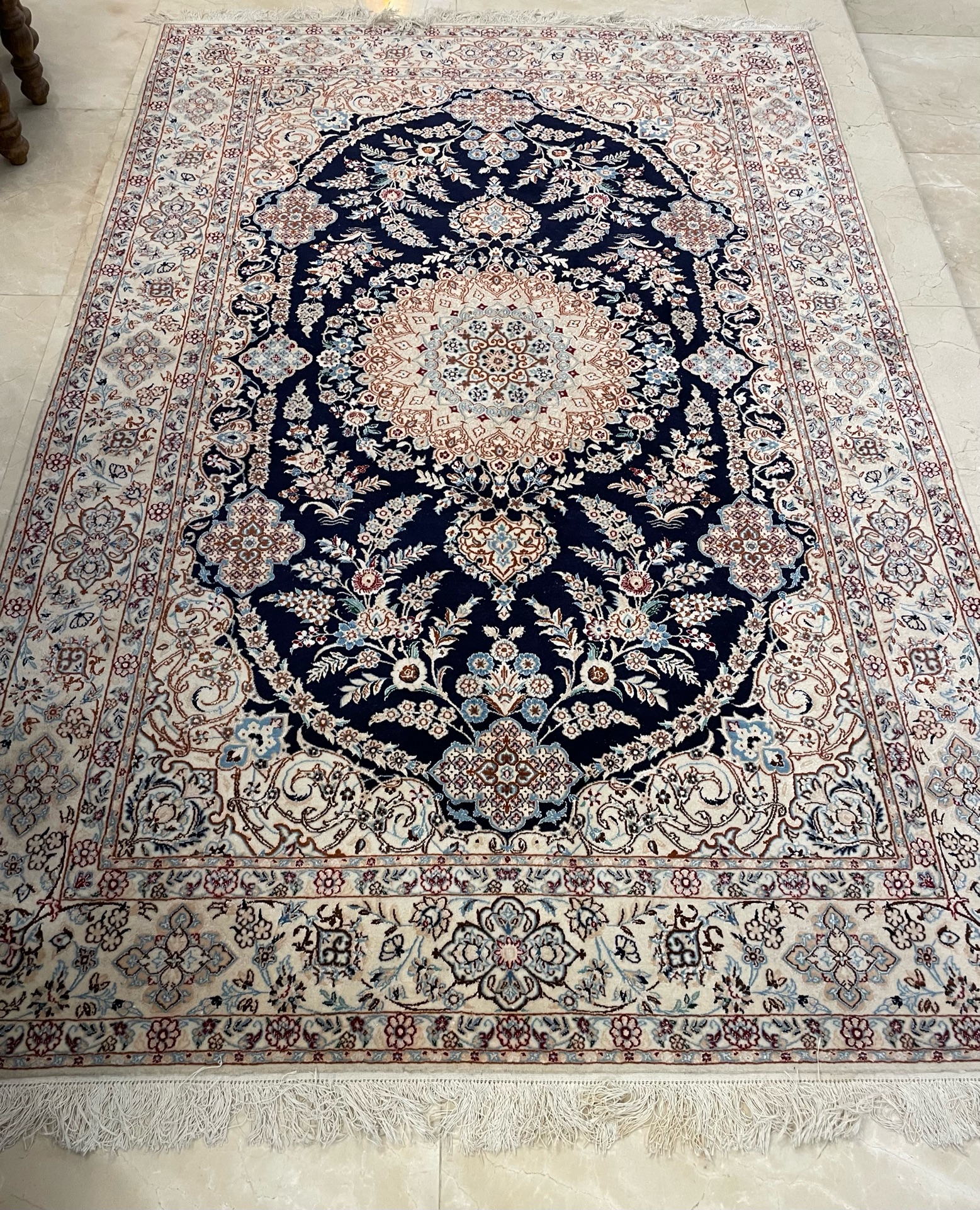 Elegant Handmade Persian Carpets from Iran - Image 4