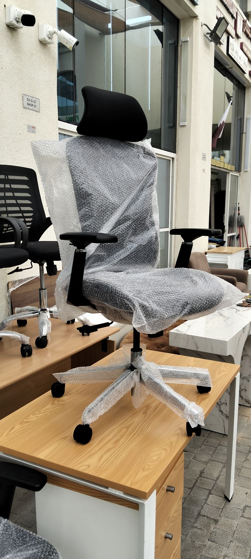 Office furniture available for sale  - Image 7