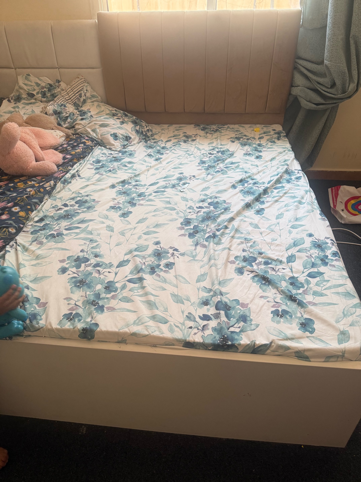 Bed With Mattress  - Image 2