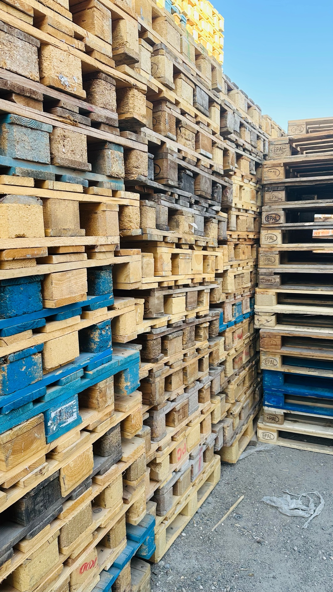 Wooden Pallets - Image 7