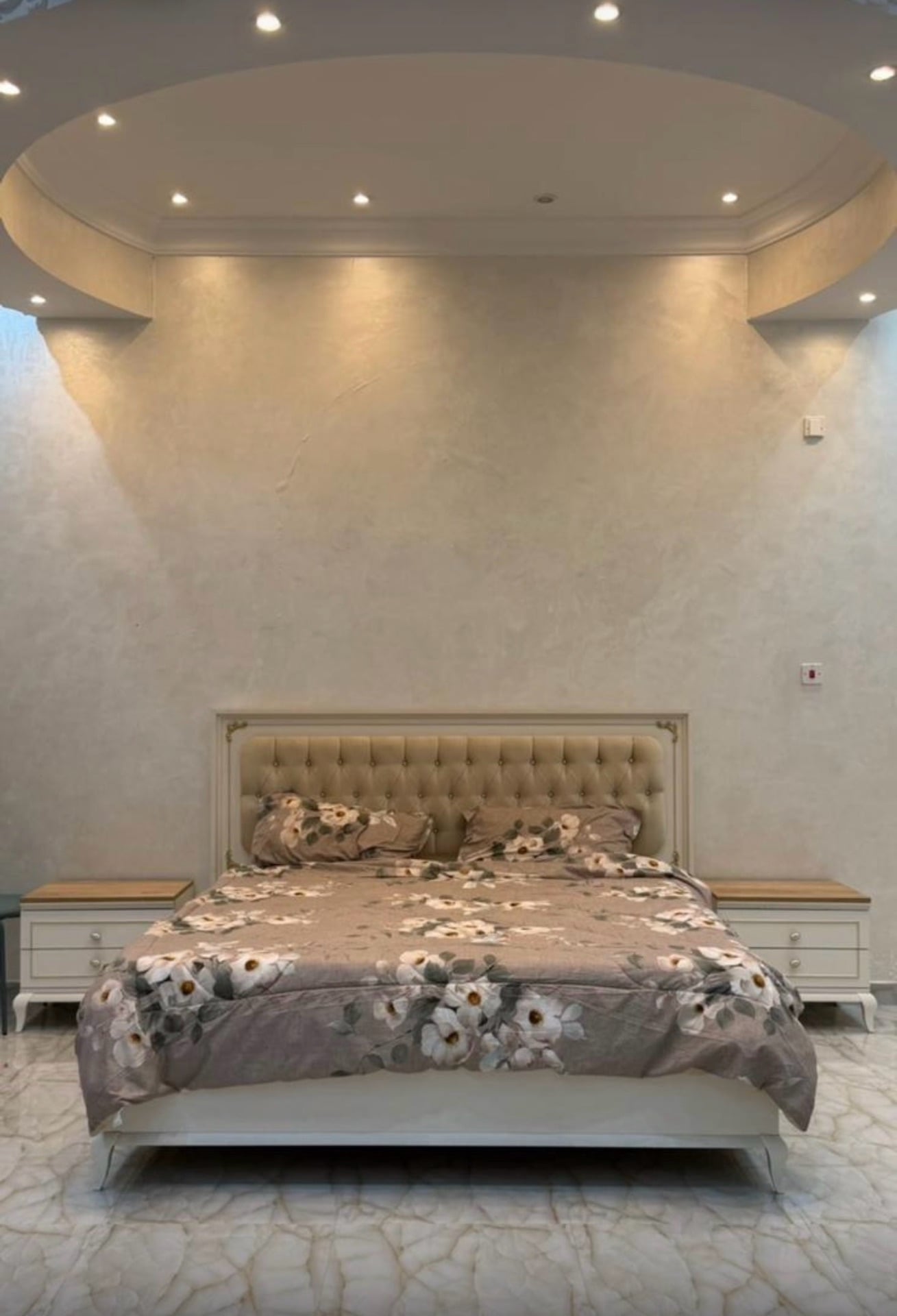 Home center 🔥master bedroom set like new condition for sale if interested call  - Image 6