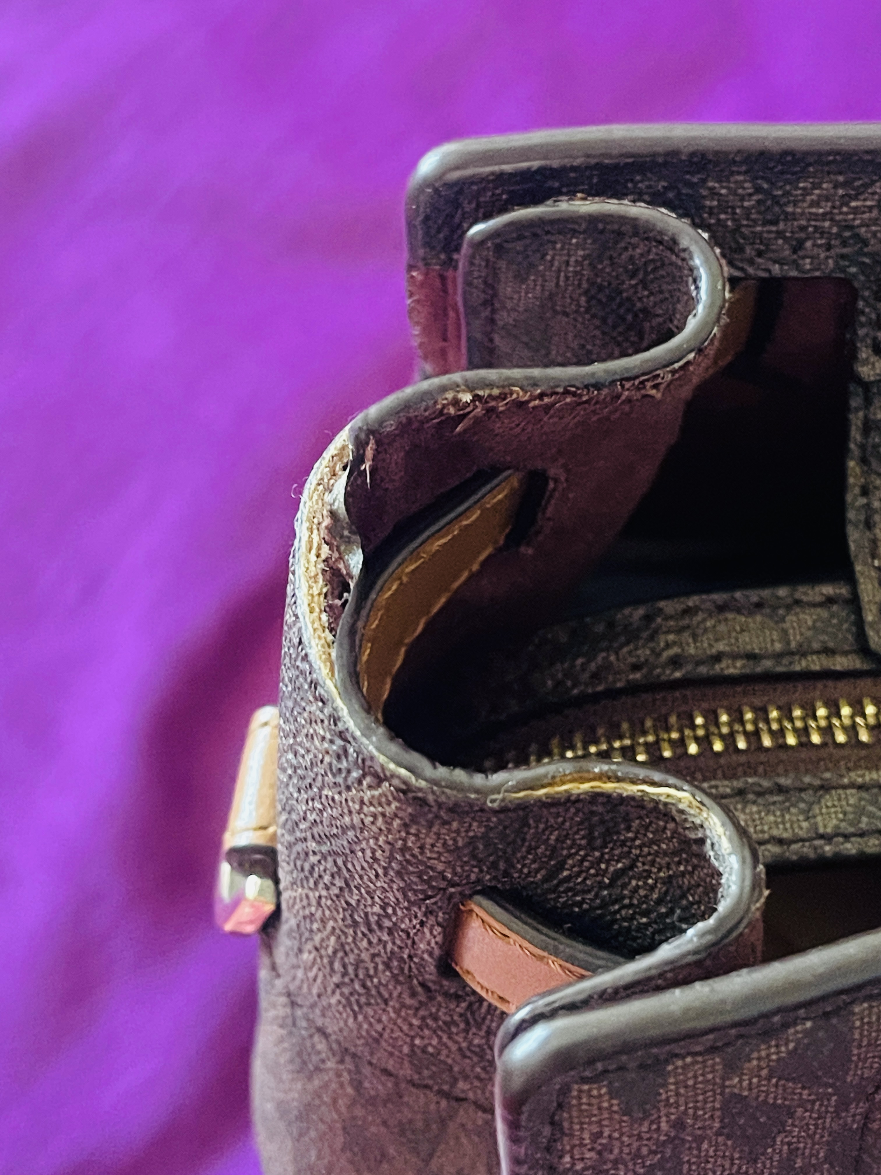 Original Pre-loved Michael Kors bag - Image 7