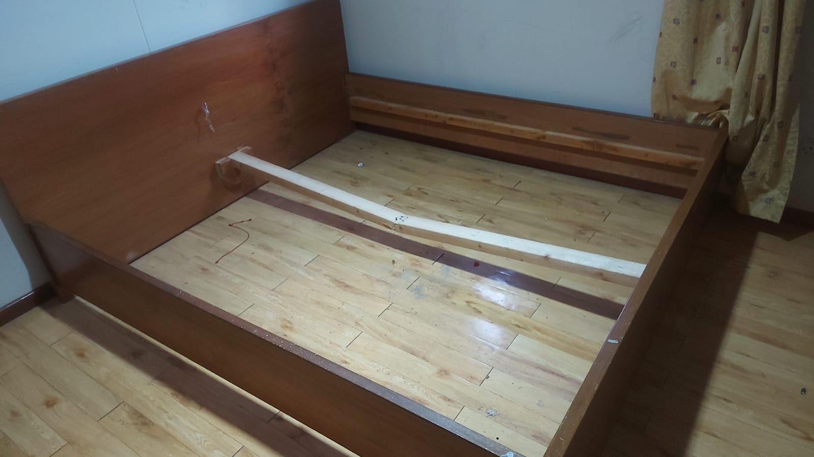 King sizeBed With matress - Image 1