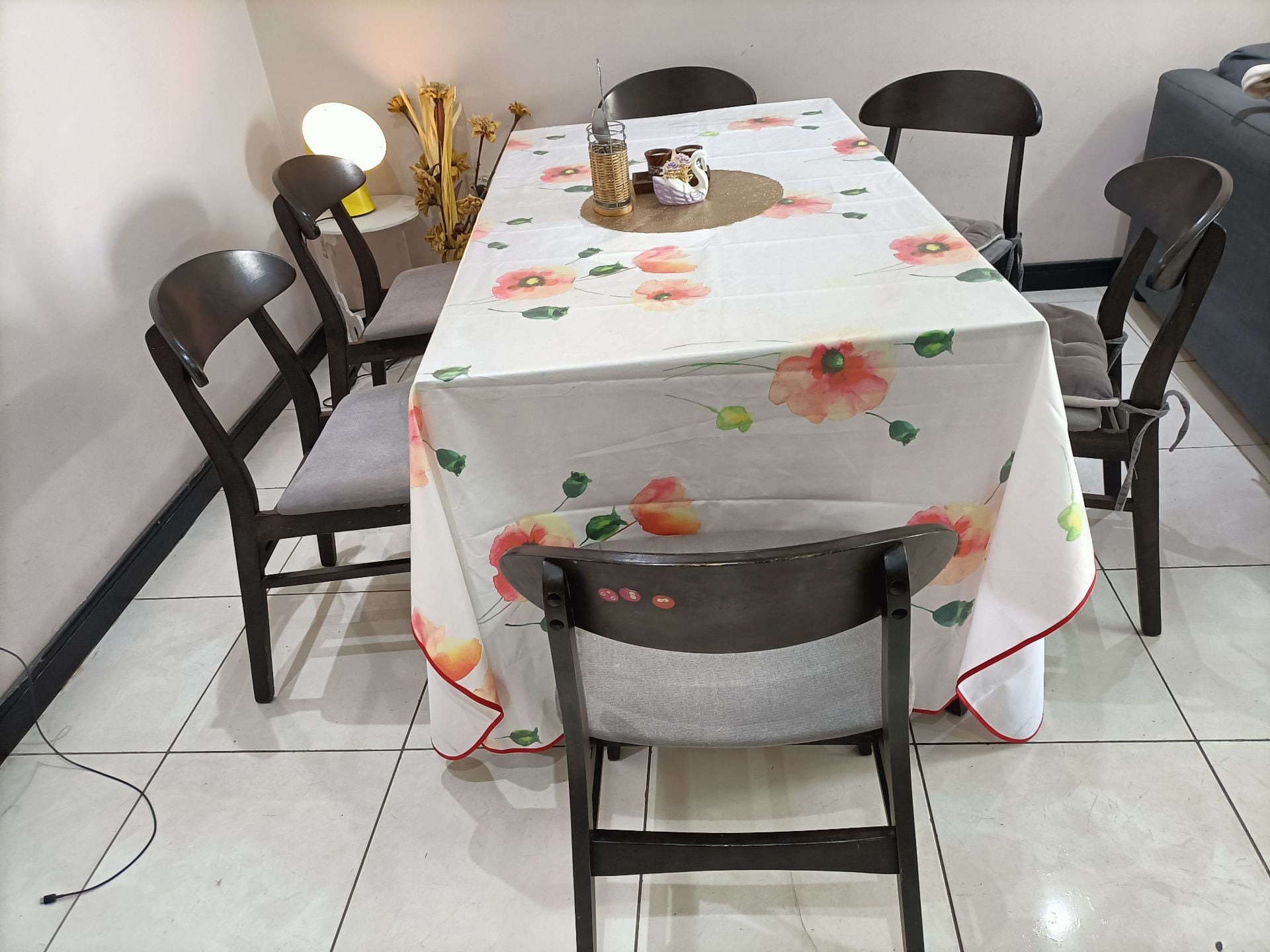 Home centre 6 seater dining table - Image 3