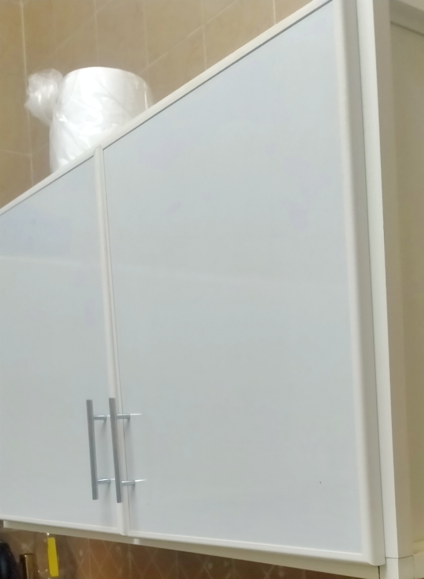 Kitchen cabinet - Image 1