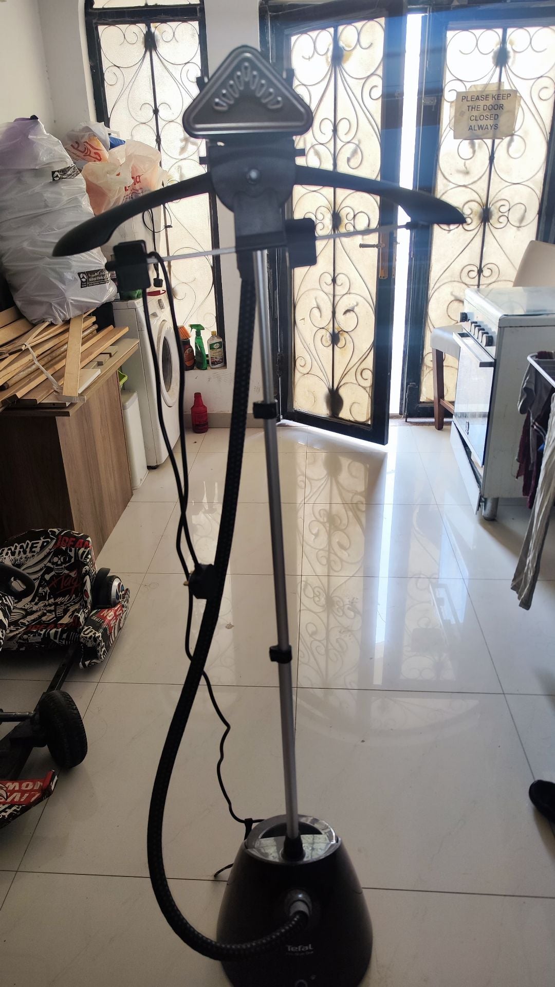 Tefal Standing Garment Steamer – Perfect Condition - Image 1