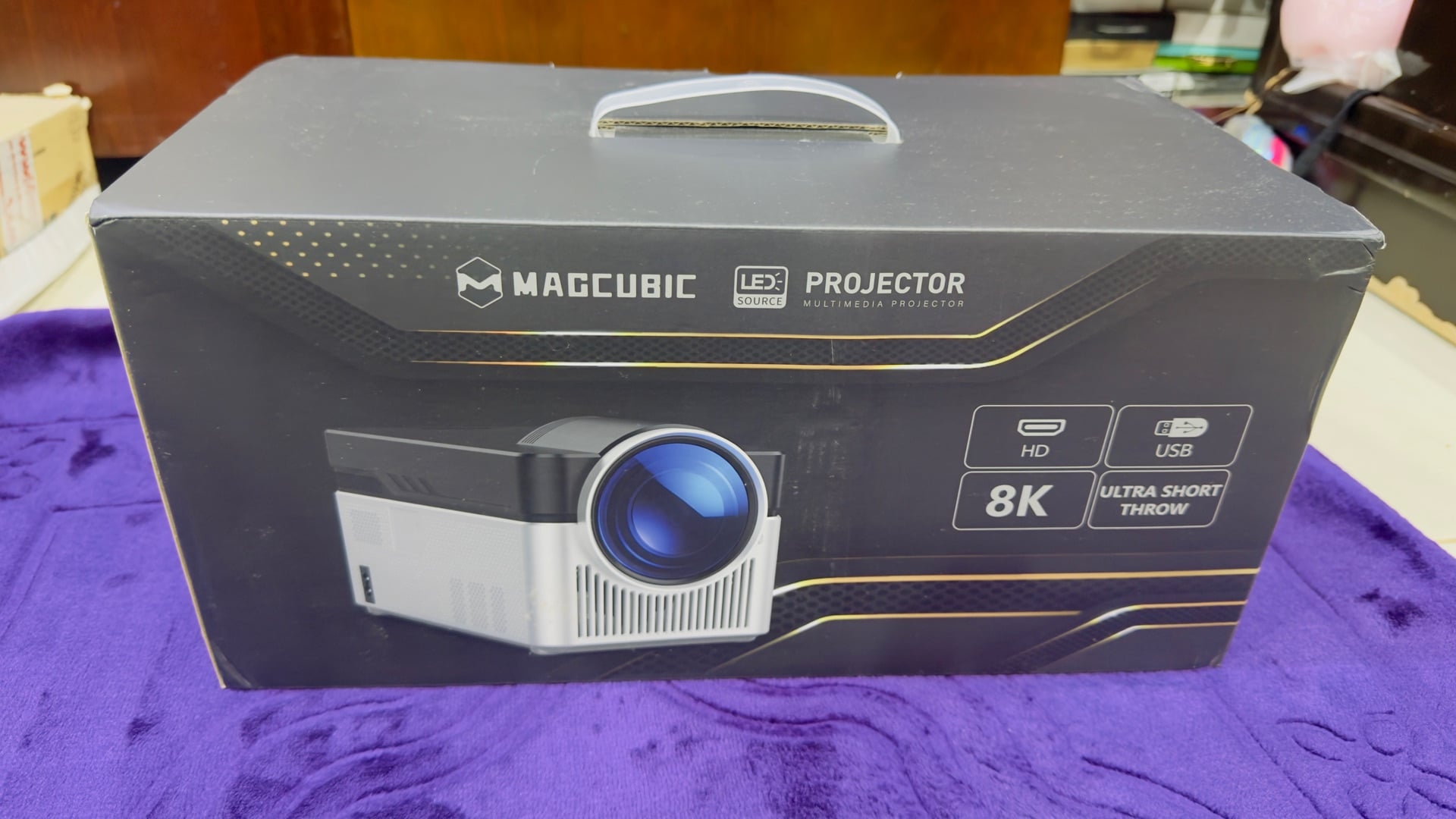 Megcubic UHD Android Smart Projector (4K Support) for Sale -Brand New - Image 4
