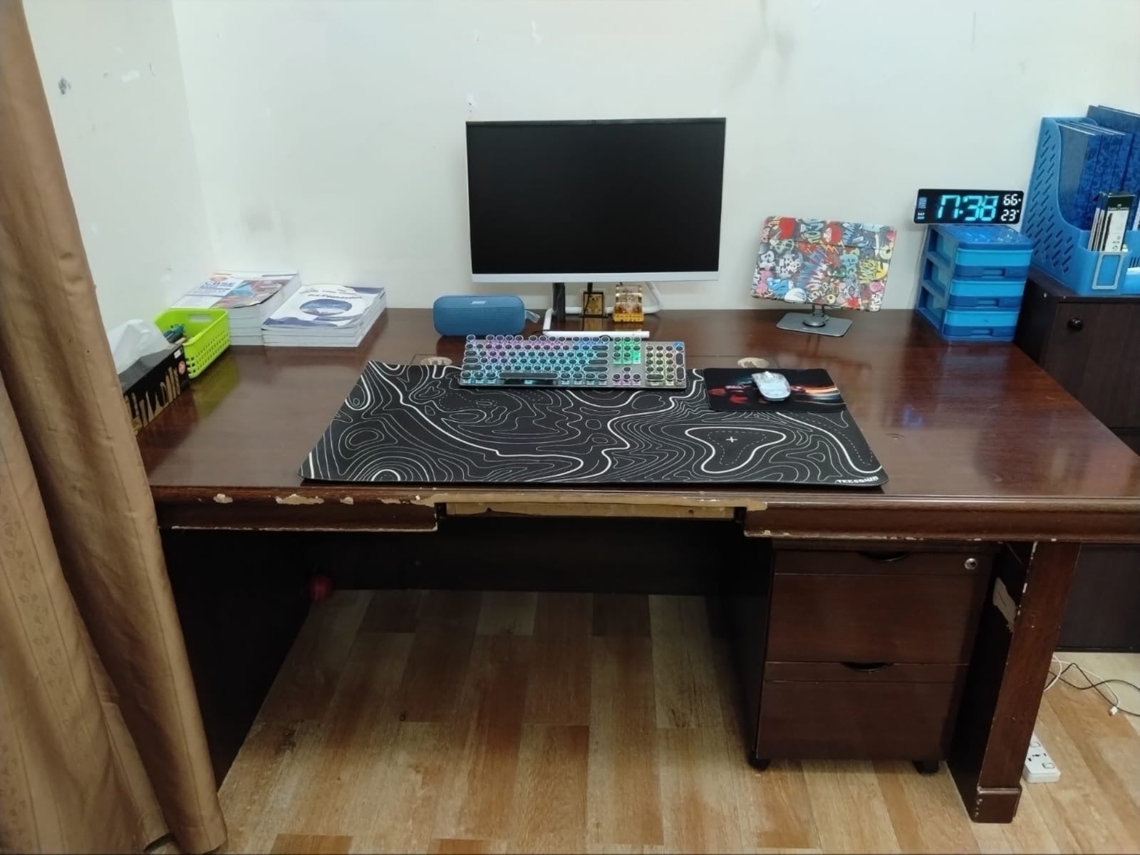 Study / Office Table  - Image 3