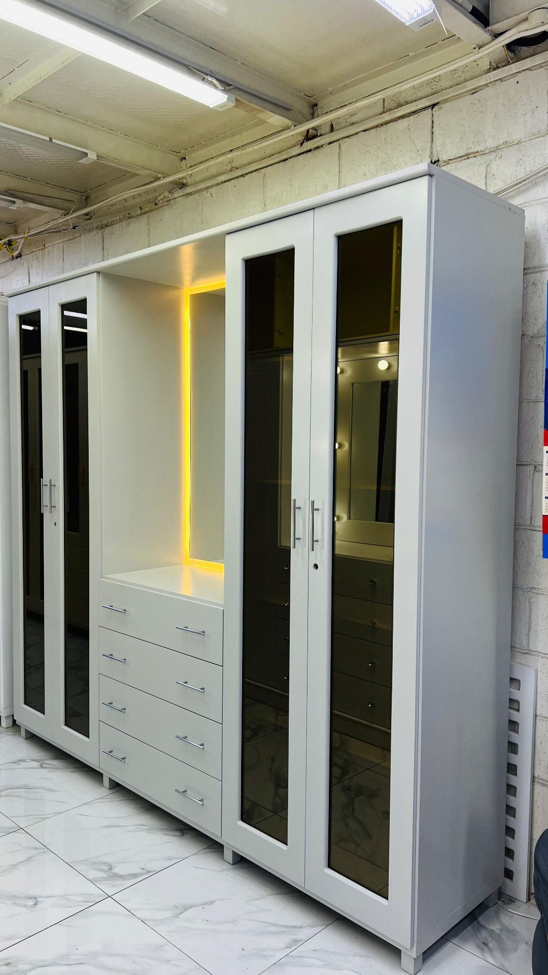 King size bed cabinet  - Image 3