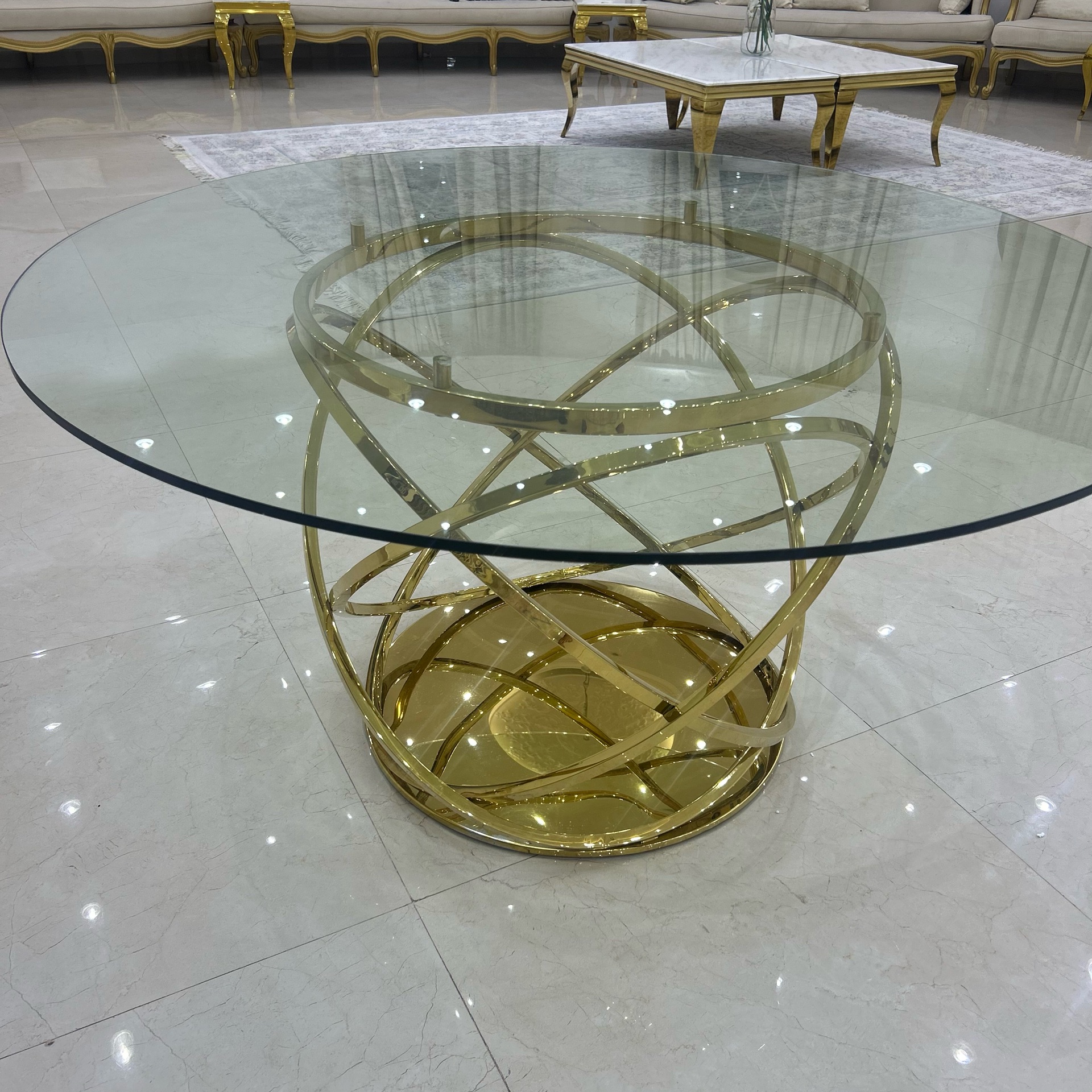 Dining table  - Image 3