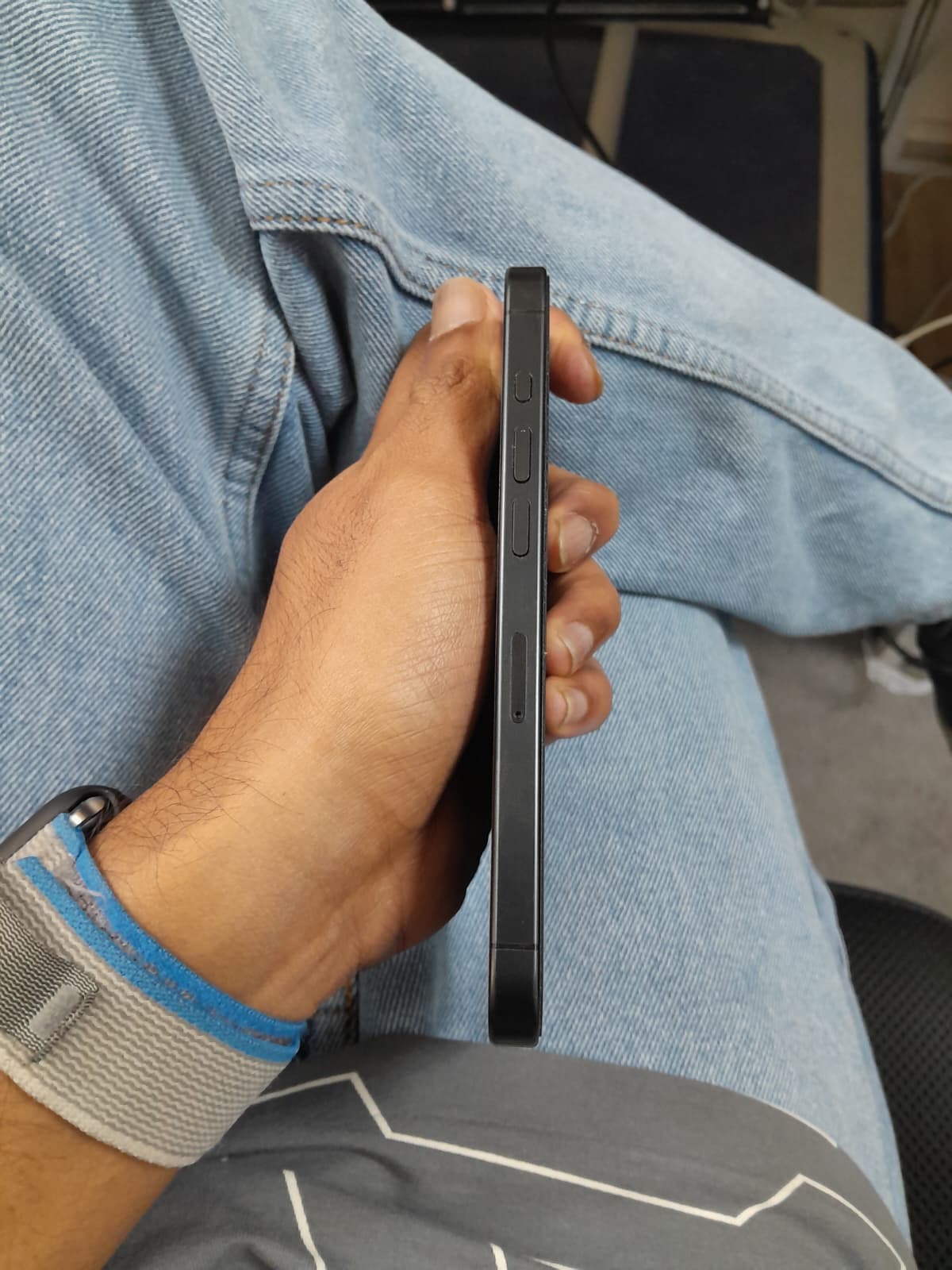 iphone 15 pro  - Image 2