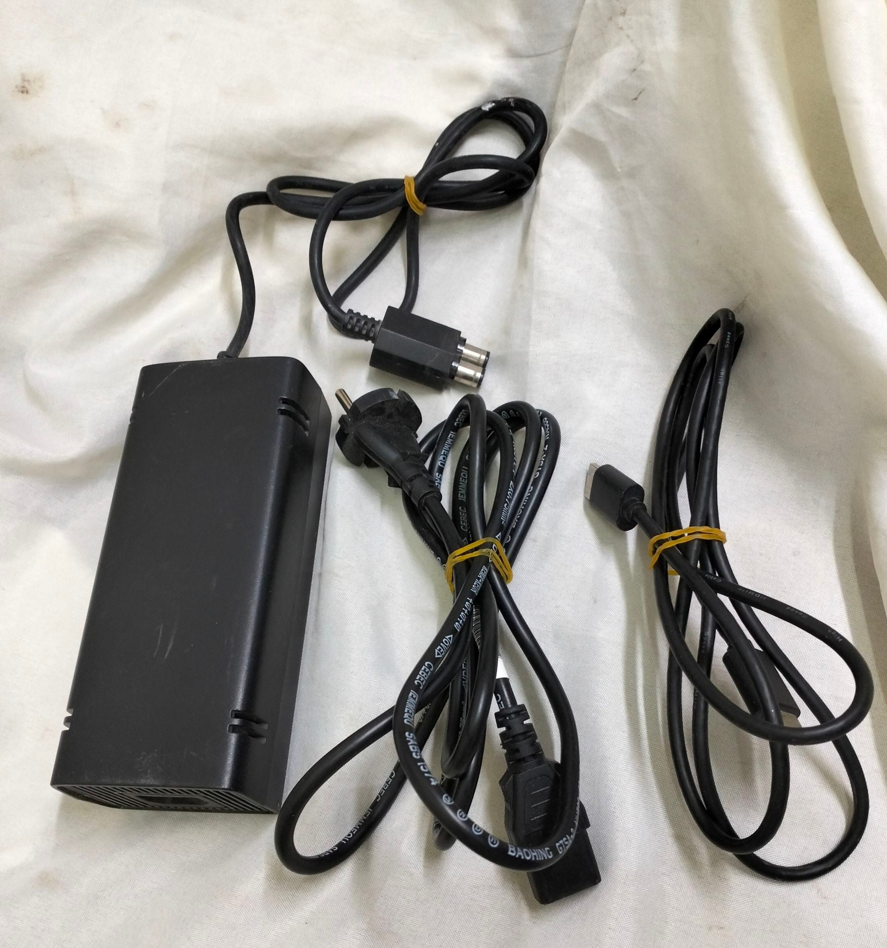 Xbox 360 - Image 4