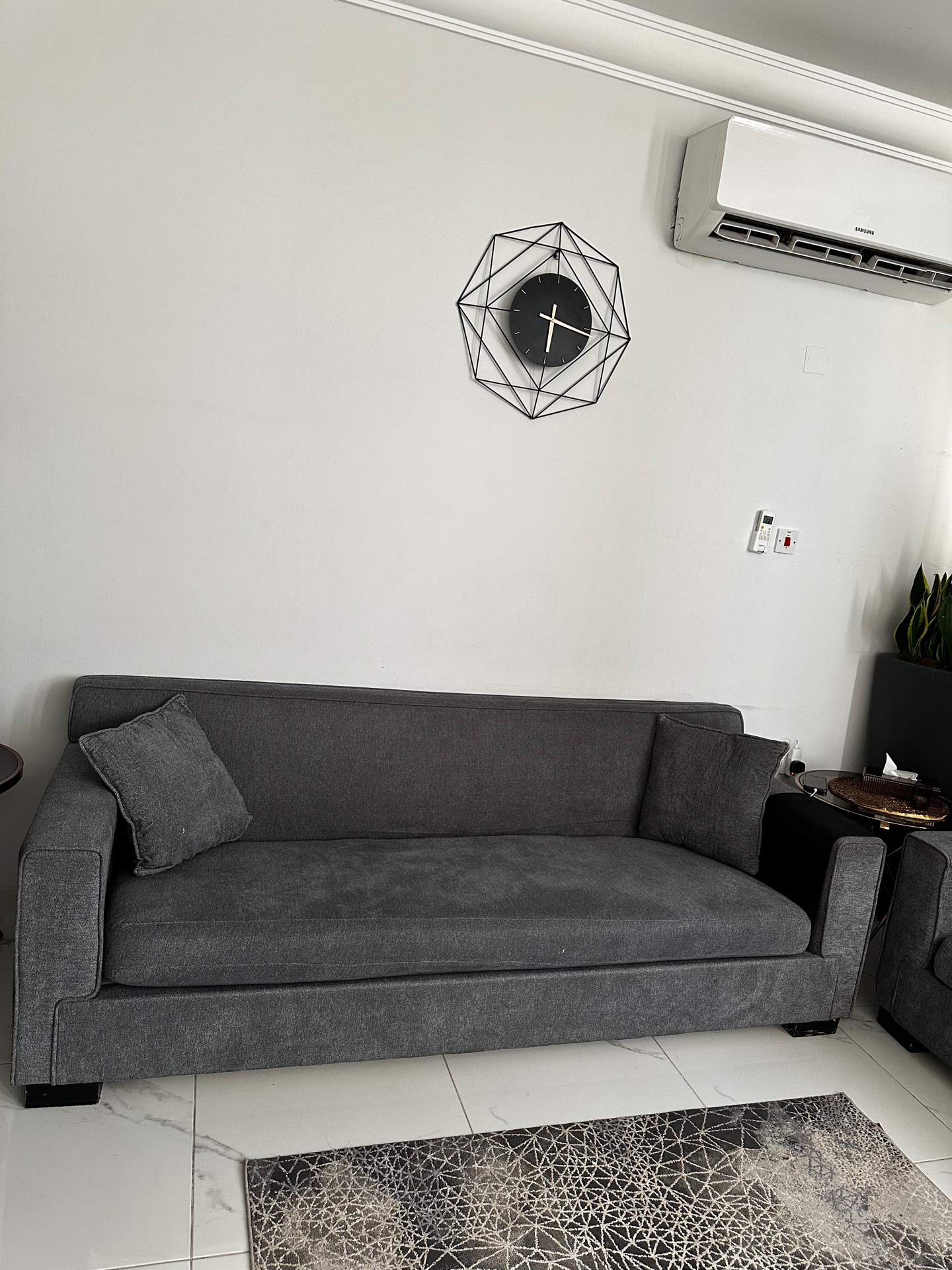 Sofas for sale - Image 3