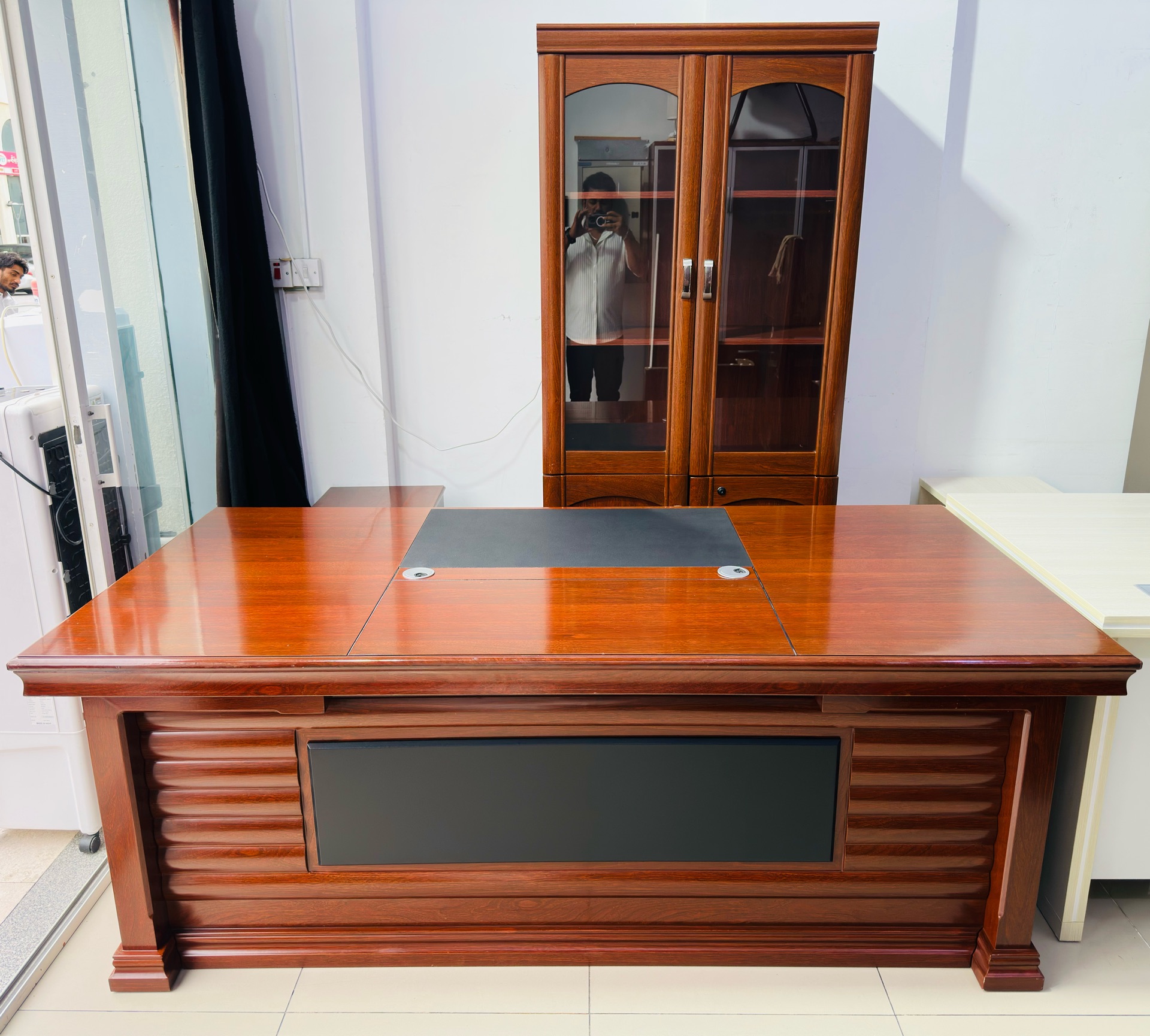 Used Office furniture for Sell Call — 33087737 - Image 10