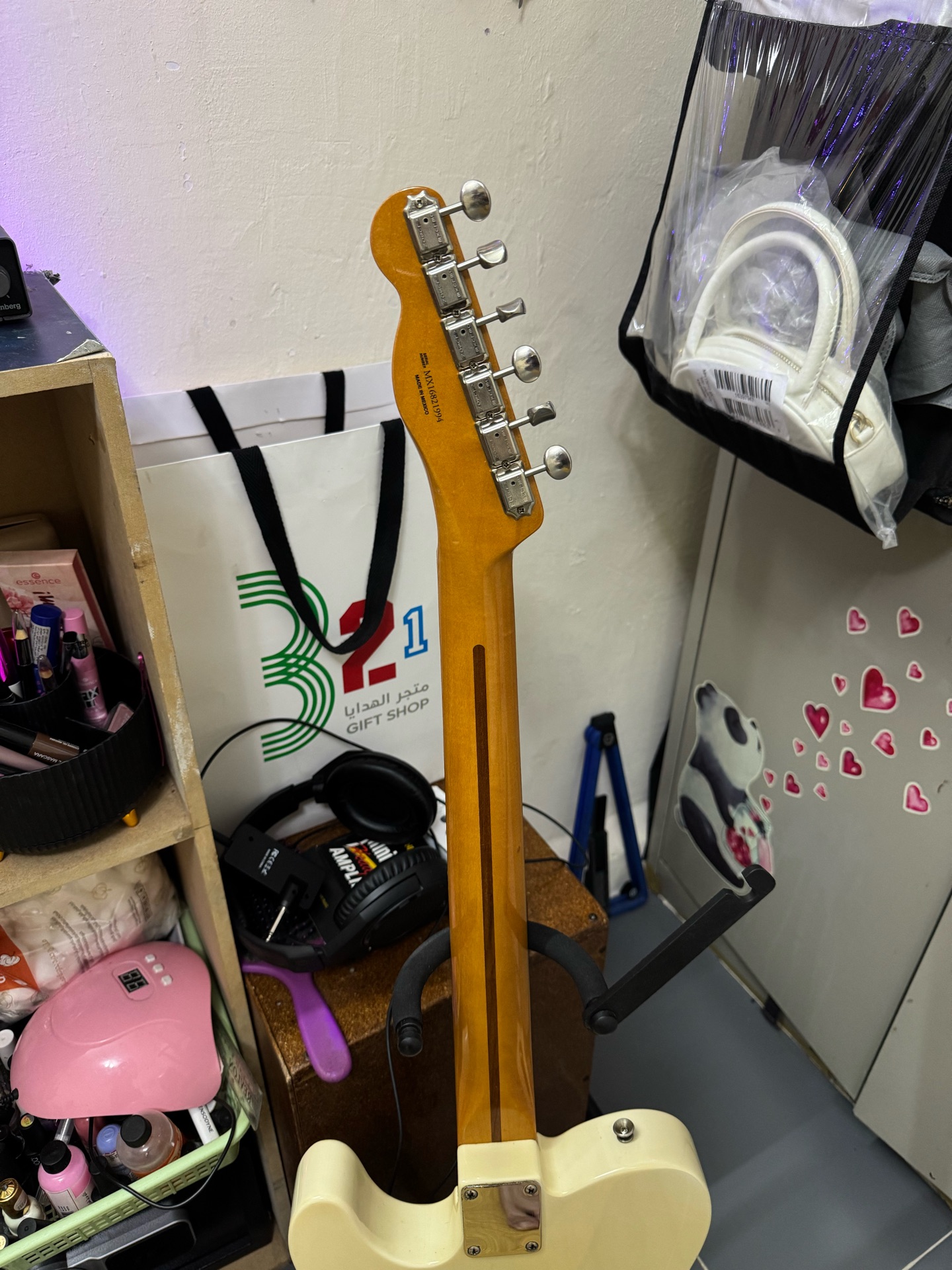 Fender telecaster Electric guitar - Image 3