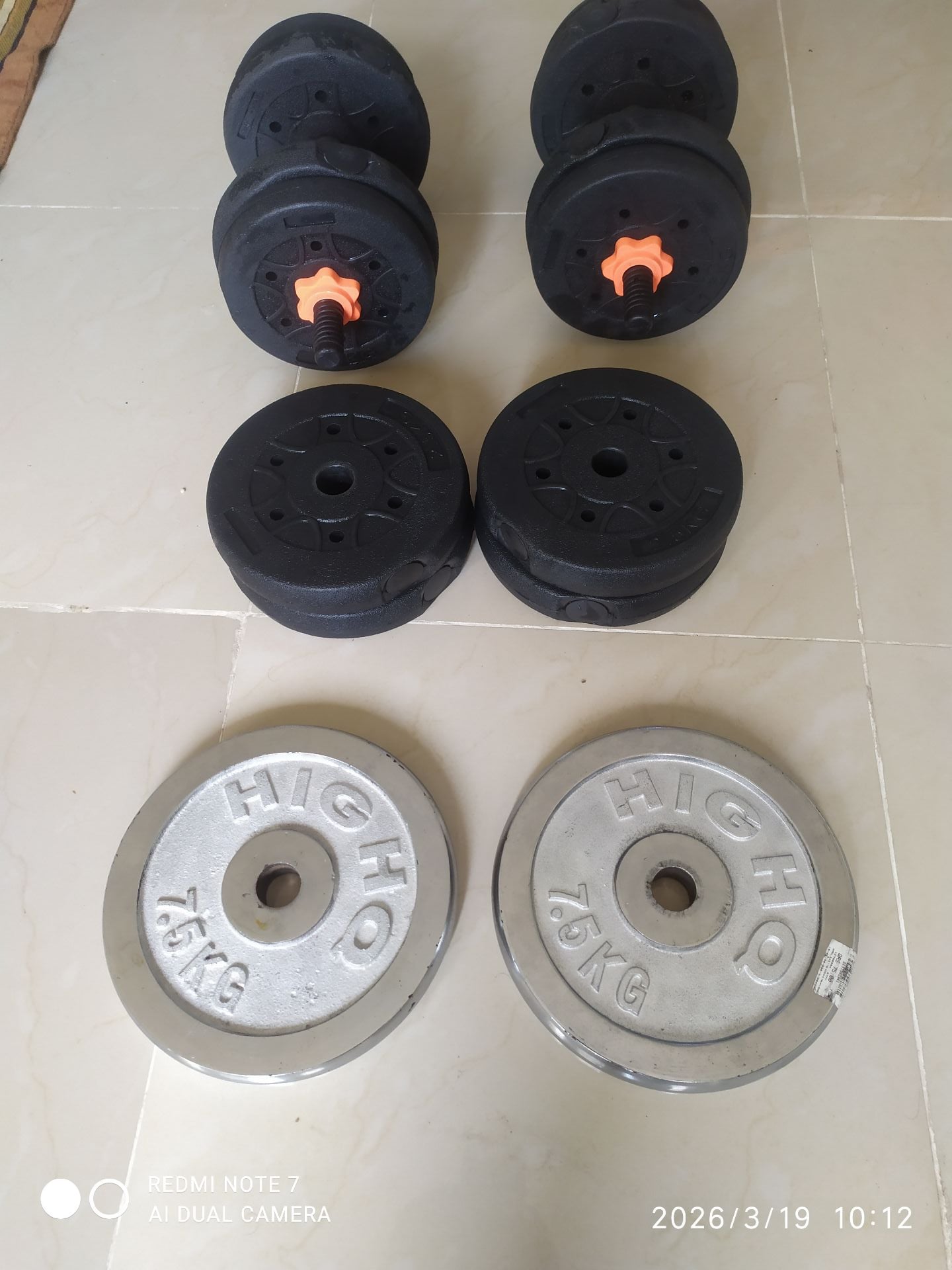 Weight lifting and dumbels - Image 3
