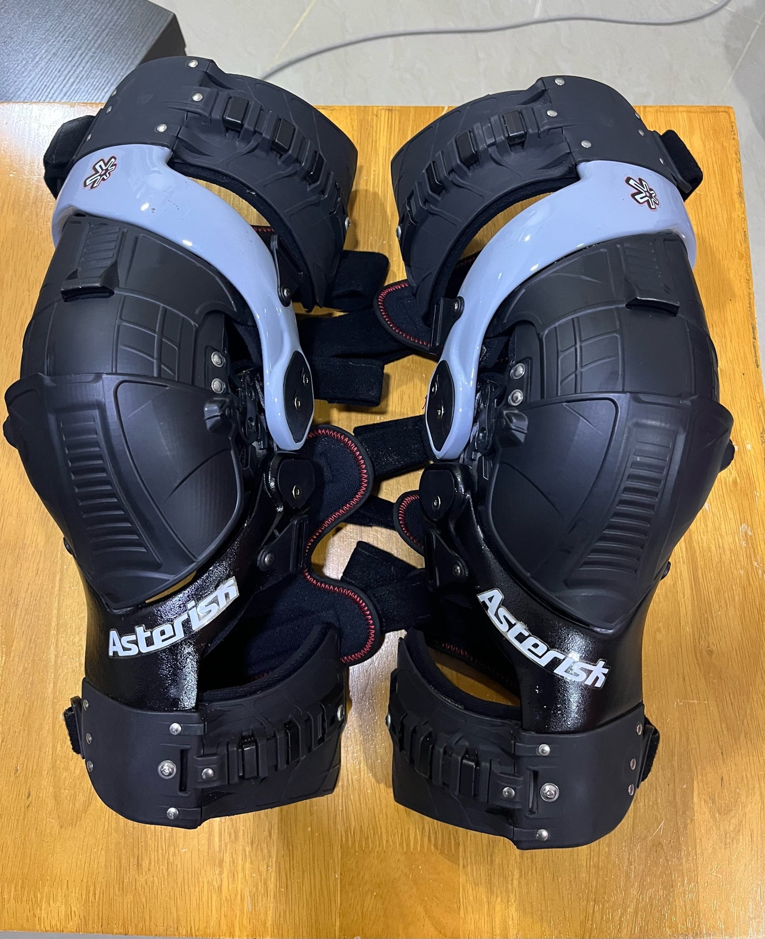 ‏Asterisk 3.0 Knee Braces - Image 3