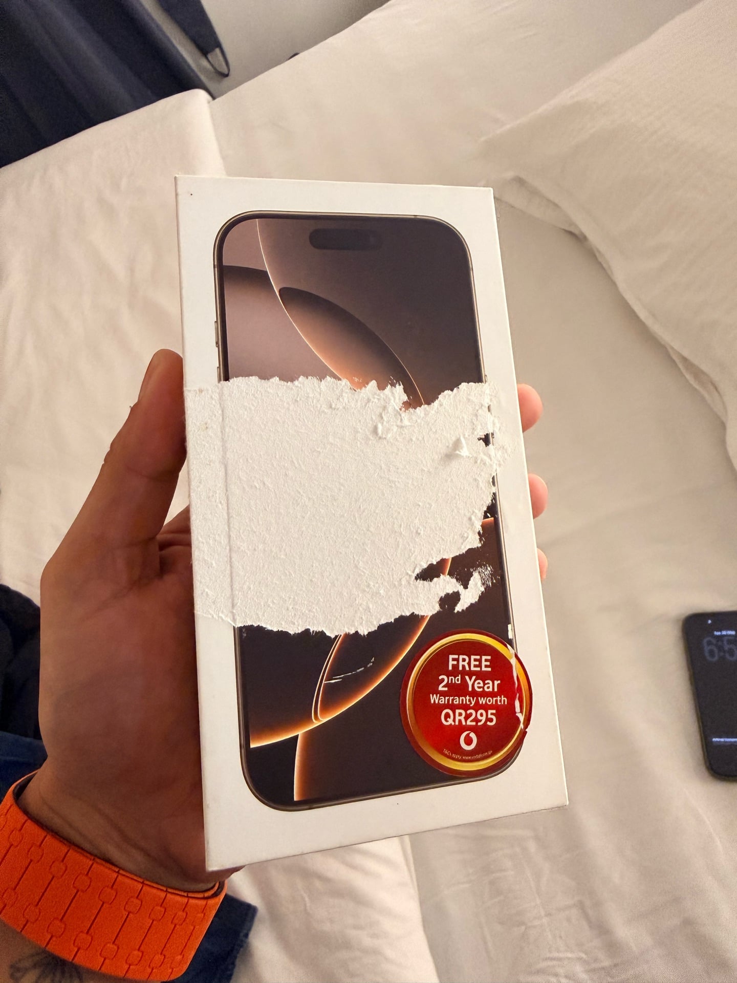 iPhone 16 Pro  - Image 5