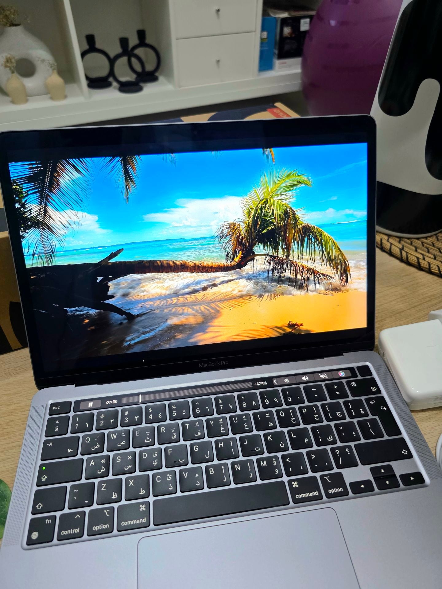 13" Macbook Pro M2 8/256Gb Gray  - Image 4