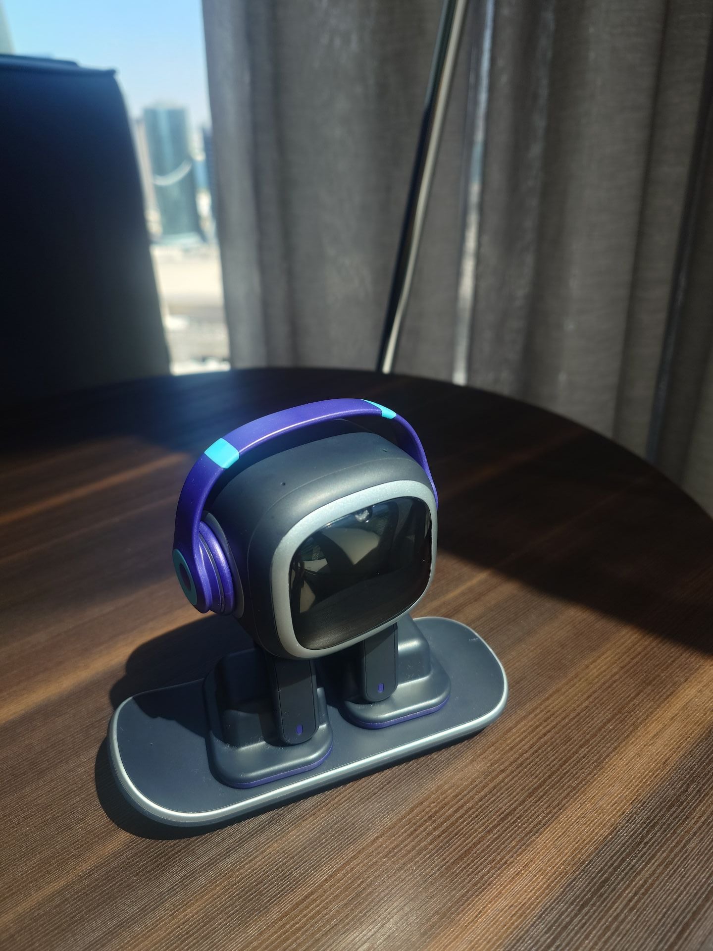 EMO AI Robot – Smart Desktop Companion : EMO – - Image 1