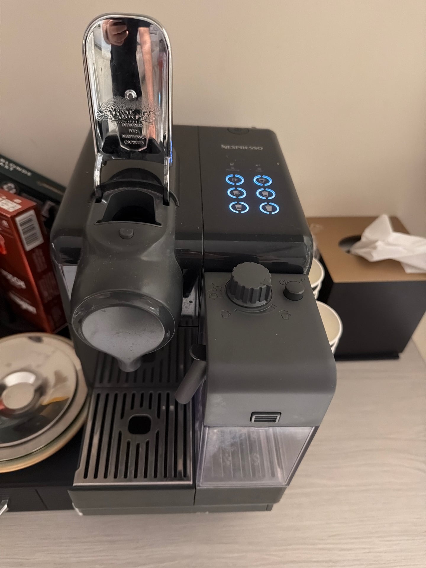 Nespresso Lattissima  - Image 4