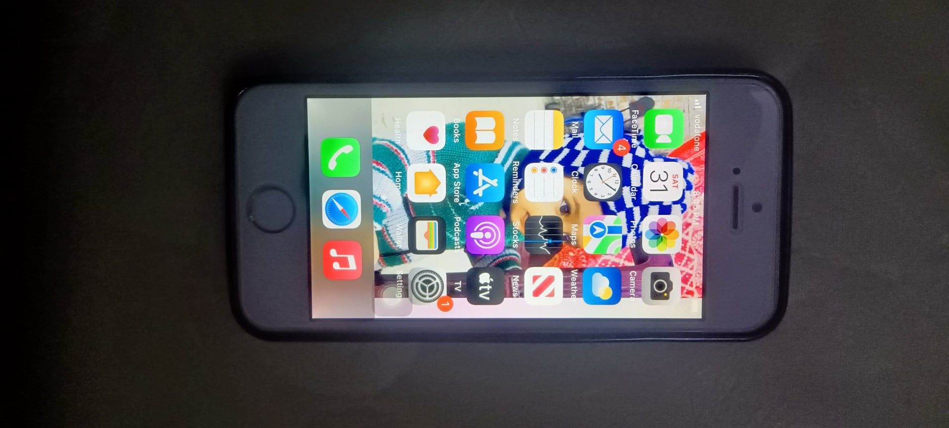 iPhone SE 32 GB  - Image 2