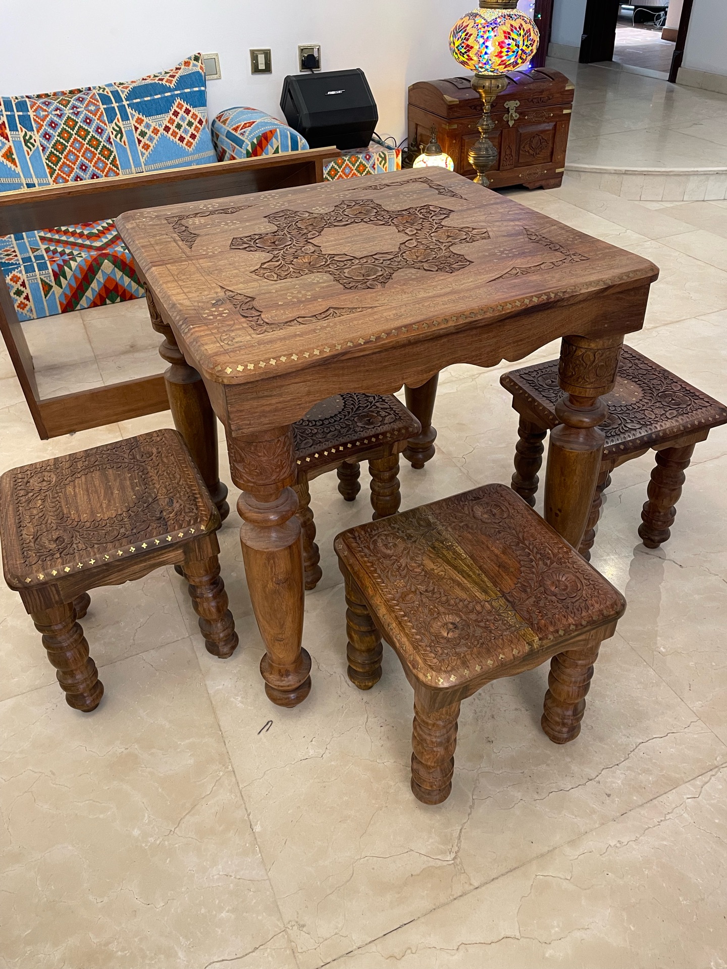 Magnificent Wooden hand carved - Image 3