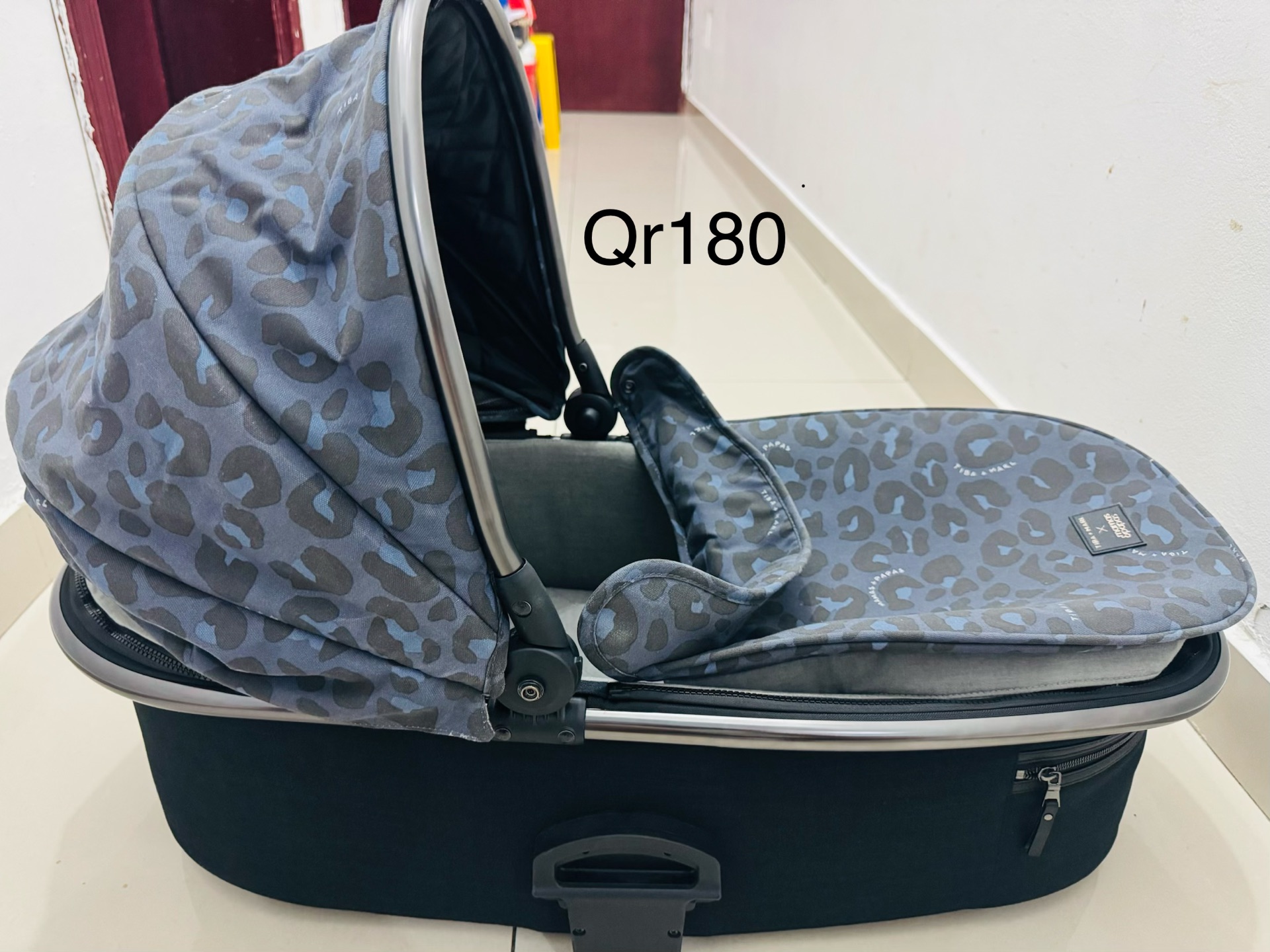 Mamas and papas carry cot/bassinet 30337615 - Image 3