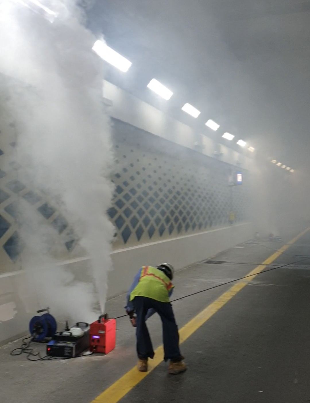 Smoke Machine, Fog Machine, Smoke Liquid & Fog Liquid - Creative & Events Solutions