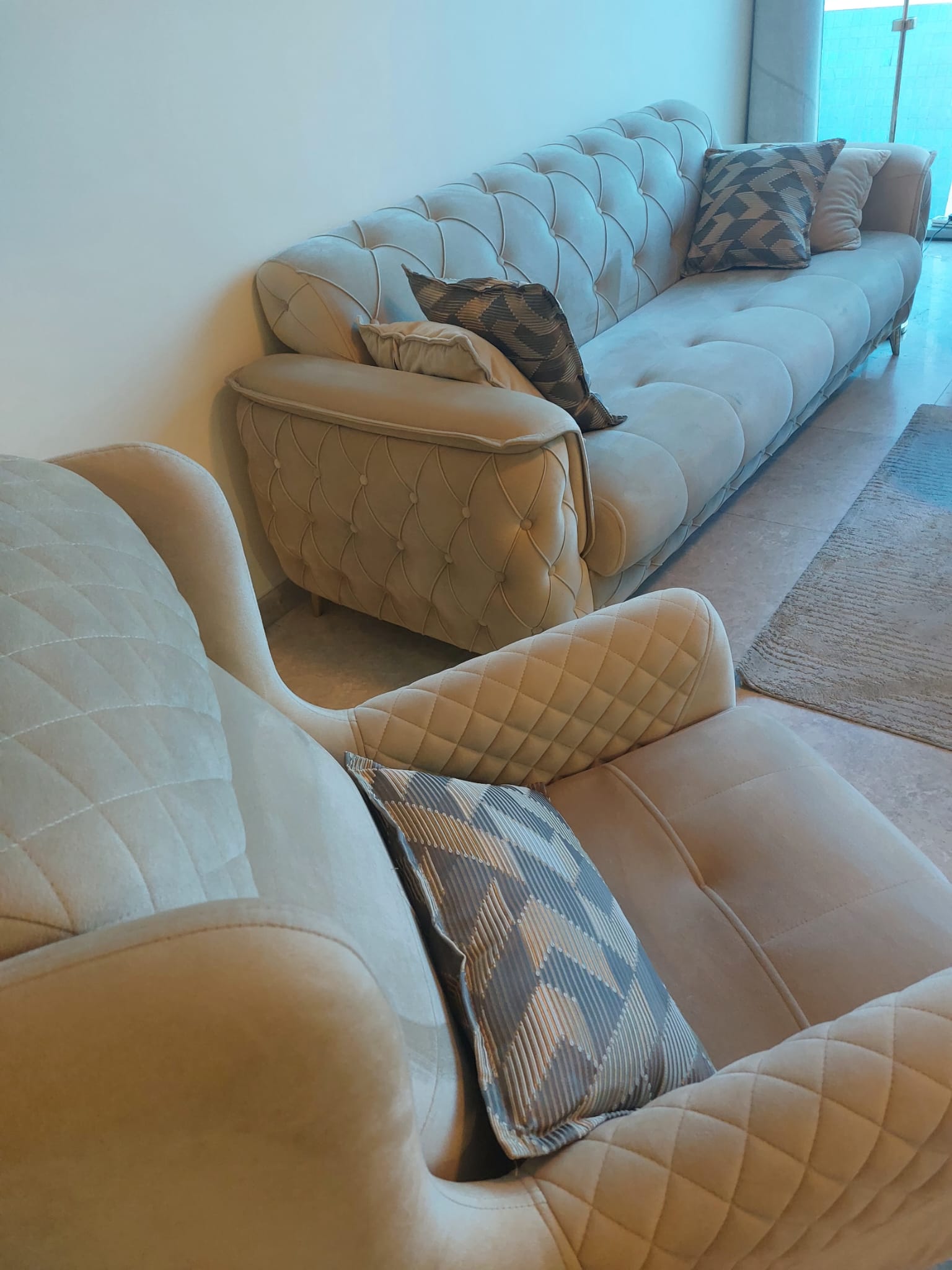 Premium Full Sofa Set + Table, Lamp & Cushions – Excellent Condition - Image 4