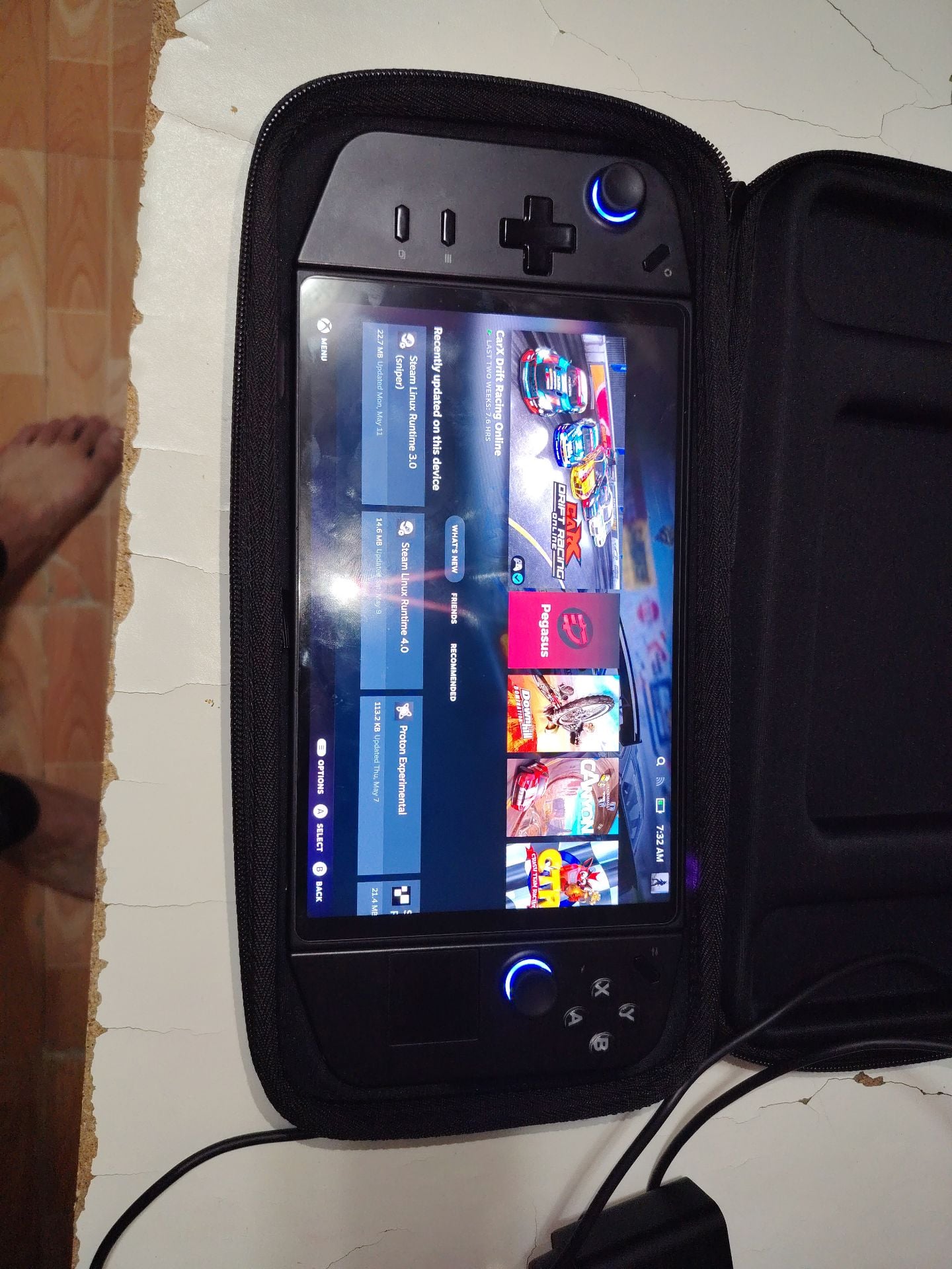 Lenovo legion go - Image 1