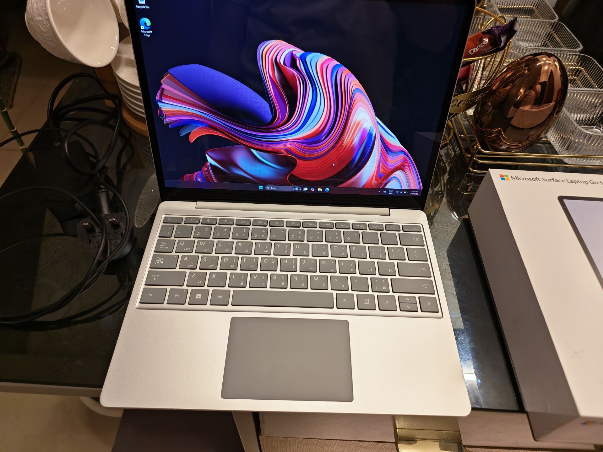 For sale: Microsoft laptop, almost new, or trade for a MacBook. - Image 7