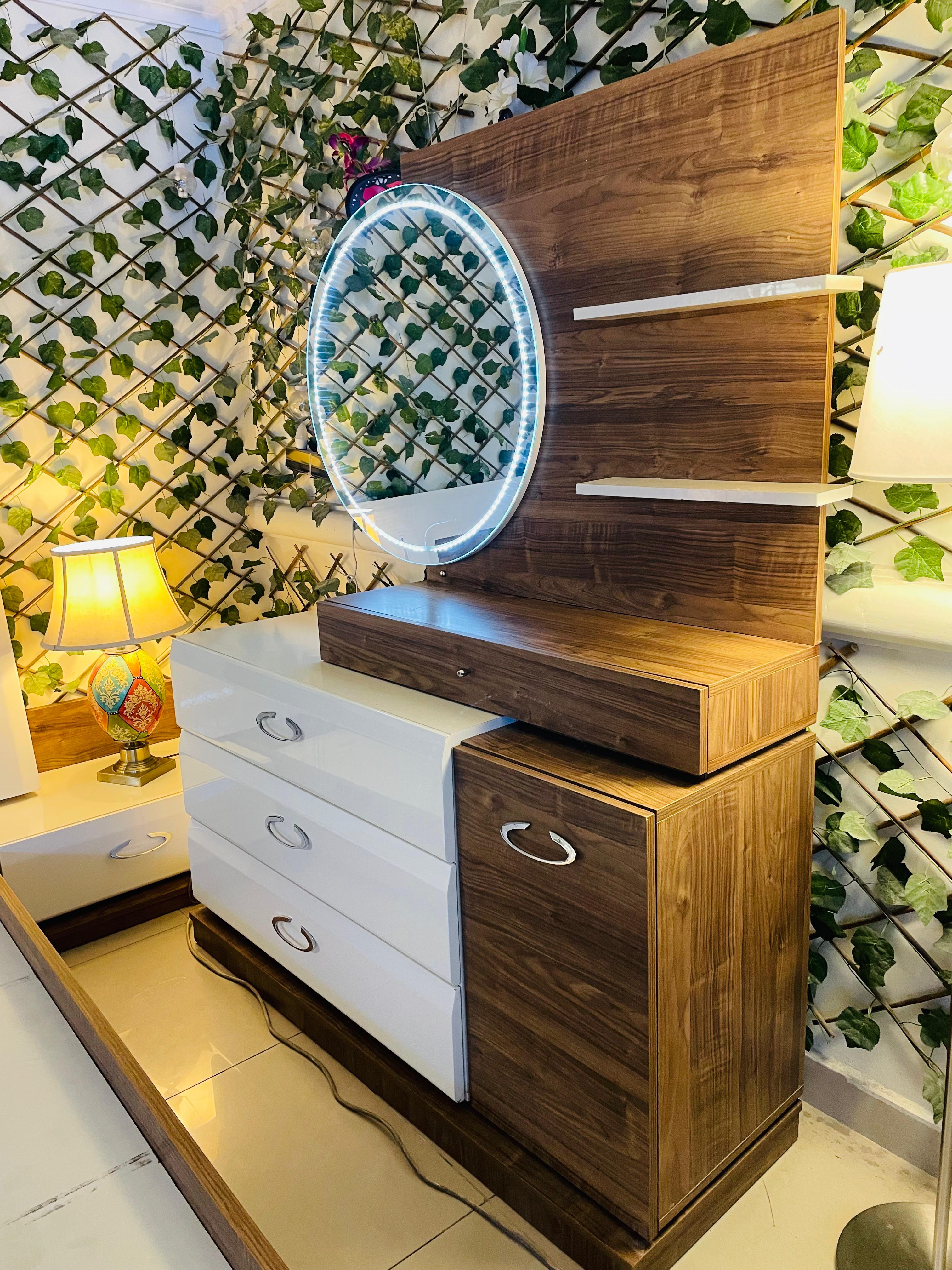  Bedroom set for sale  - Image 3