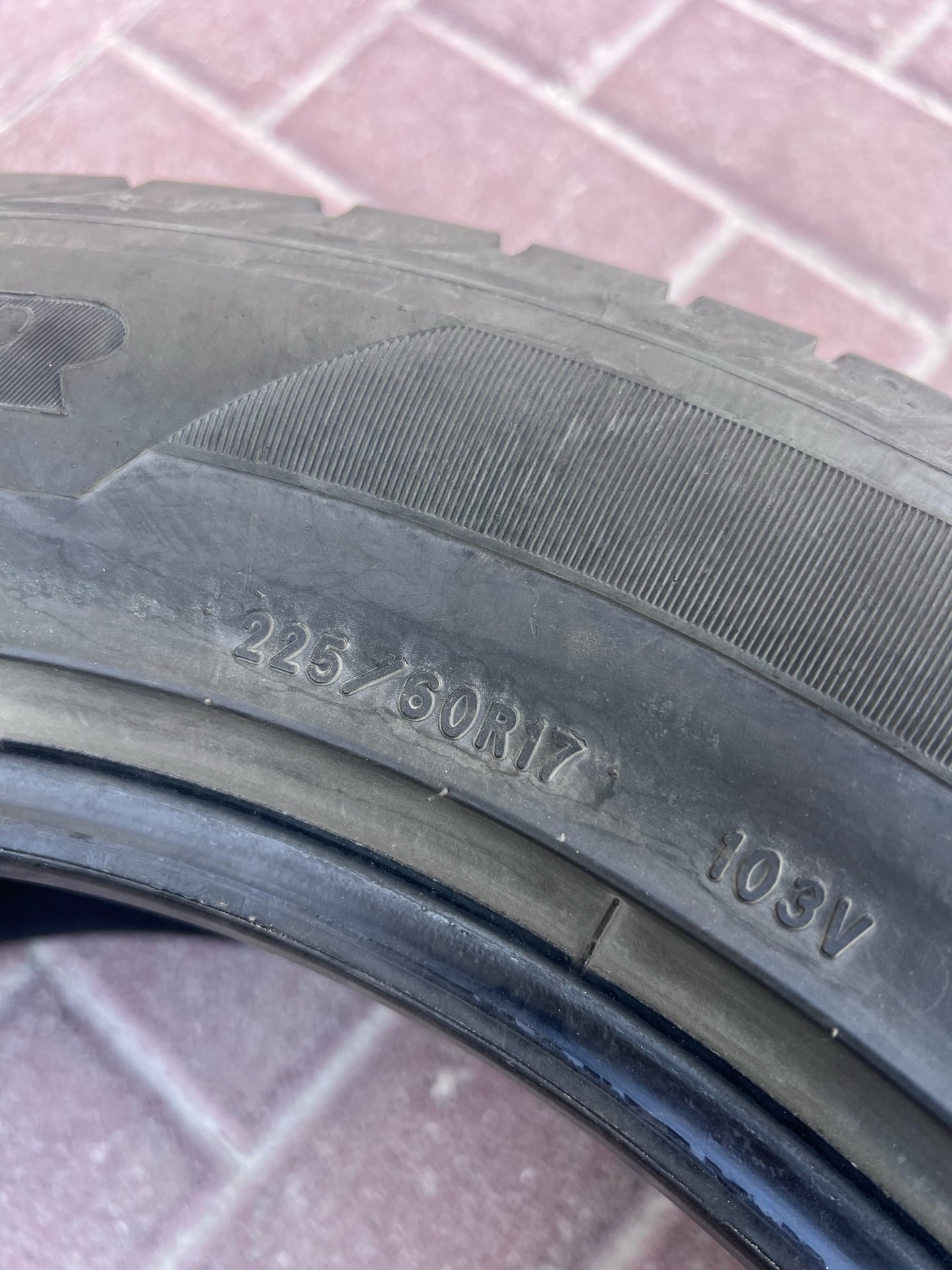 2 Goodyear 255/60R17 - Image 2