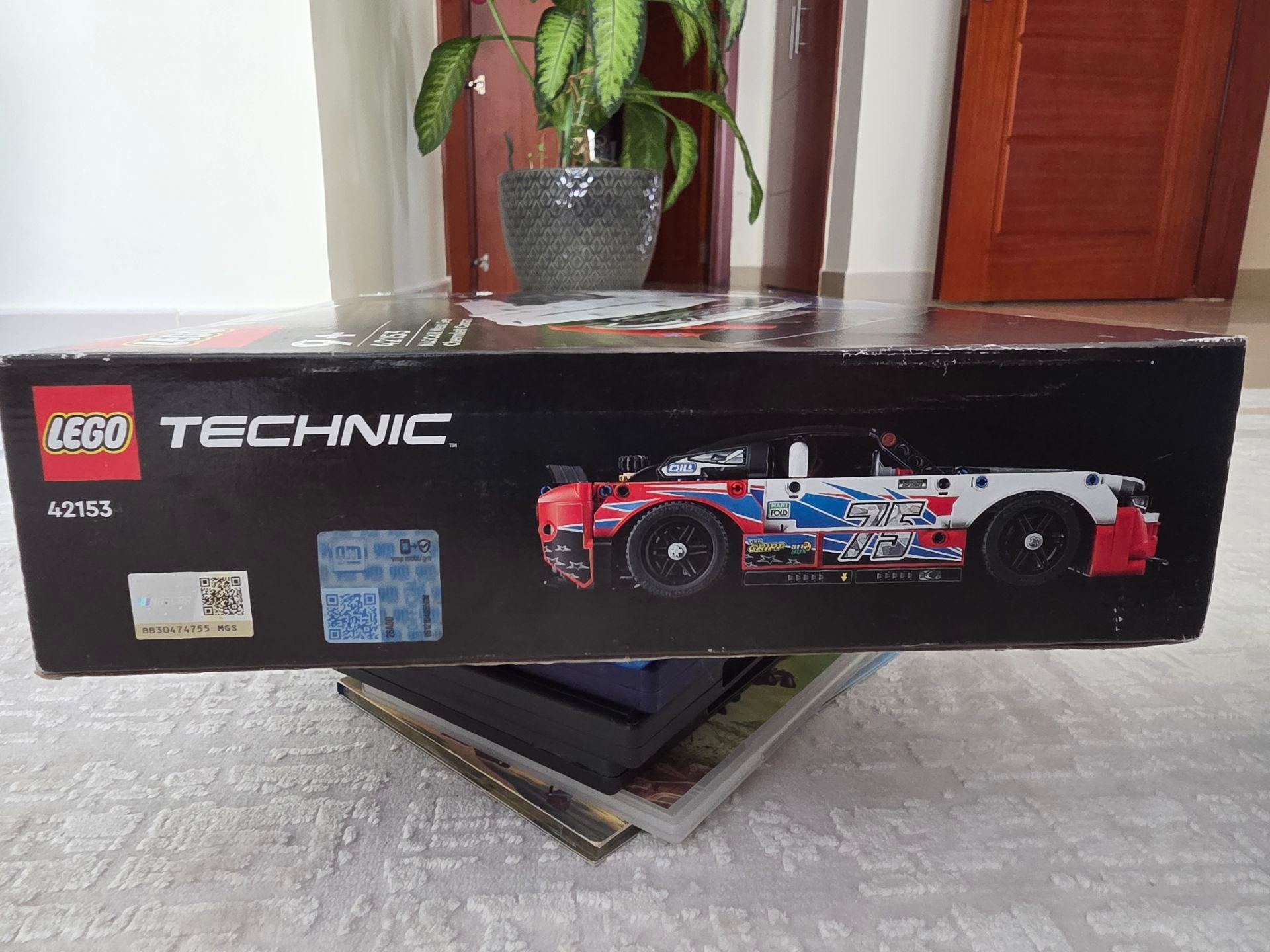 LEGO Technic Set Number 42153 NASCAR Next Gen Chevrolet Camaro 9+ - Image 3